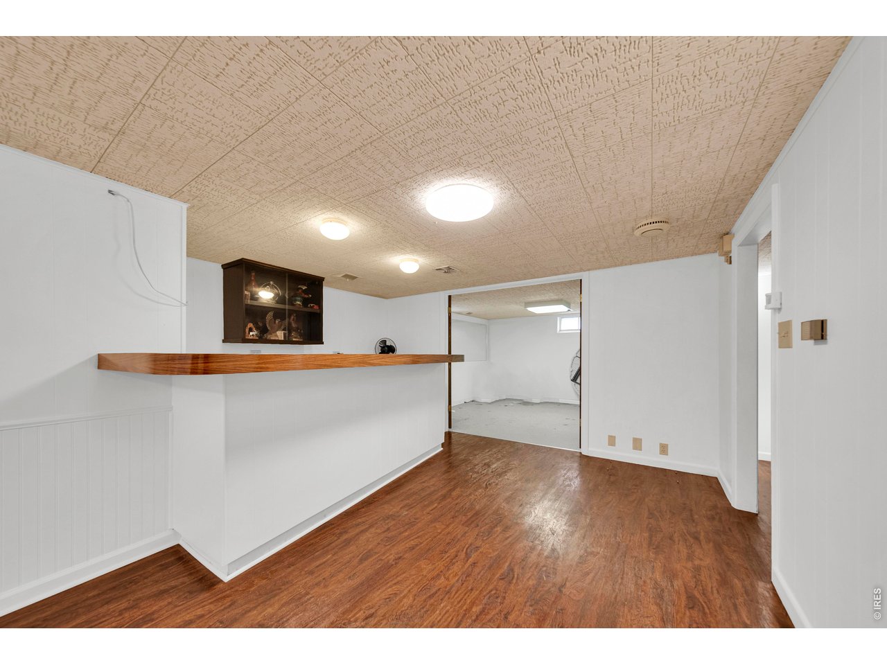 365 S Cedar Ave