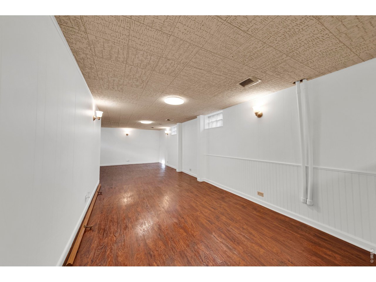 365 S Cedar Ave