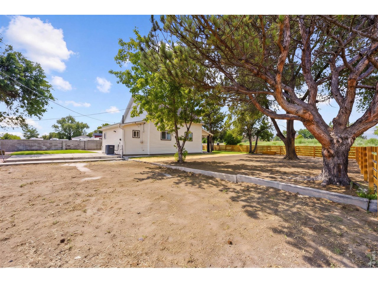 17422 Highway 71