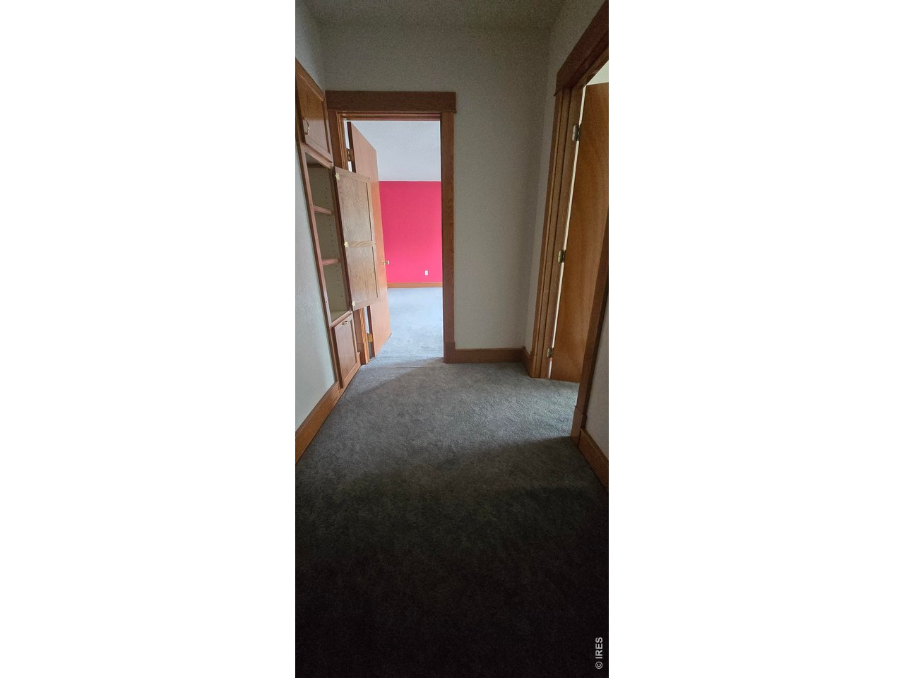 120 E 5th St