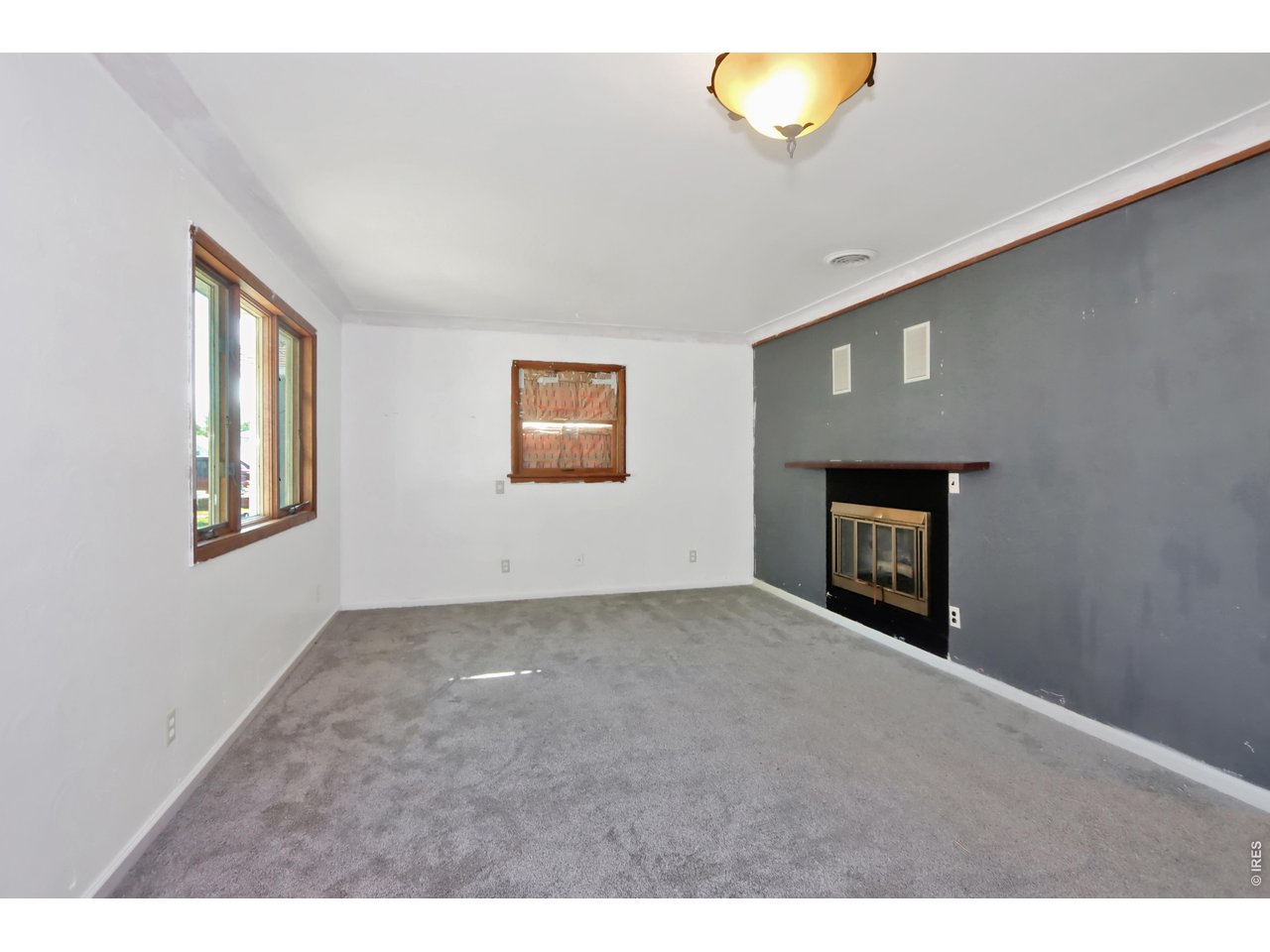 818 Edmunds St