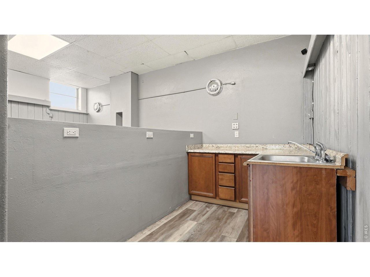 204 W Beaver Ave