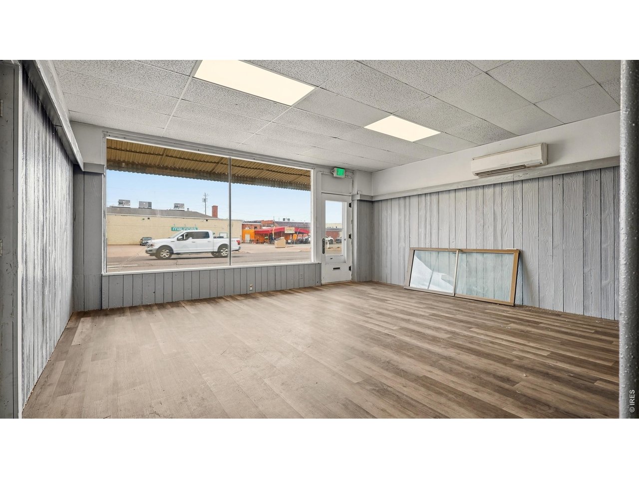 204 W Beaver Ave