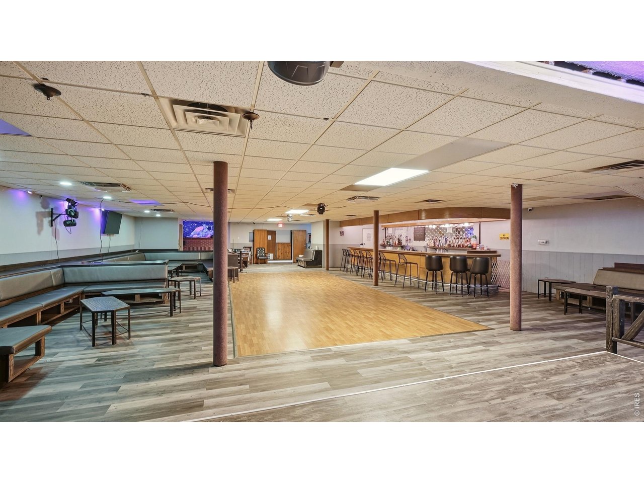 204 W Beaver Ave