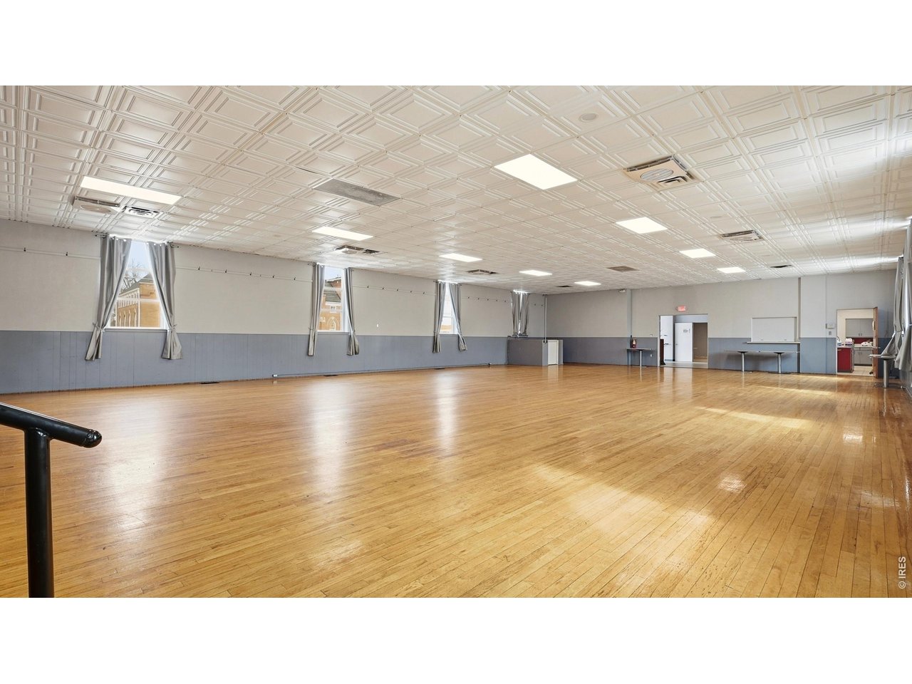 204 W Beaver Ave