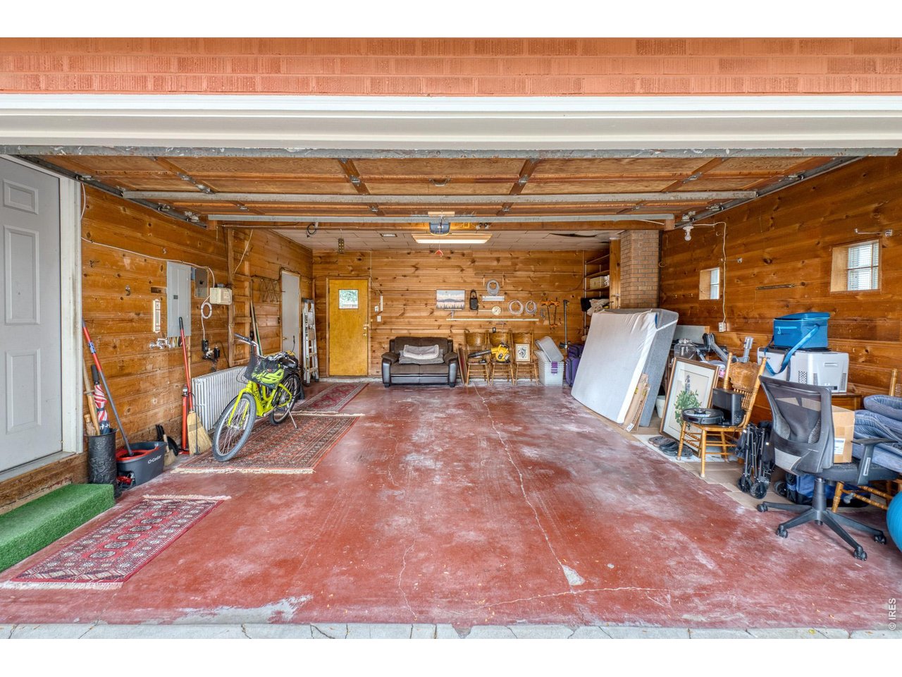 33 McDonald Ave