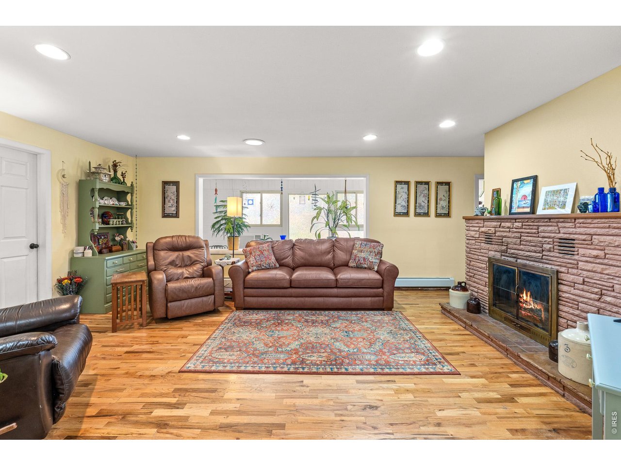 33 McDonald Ave