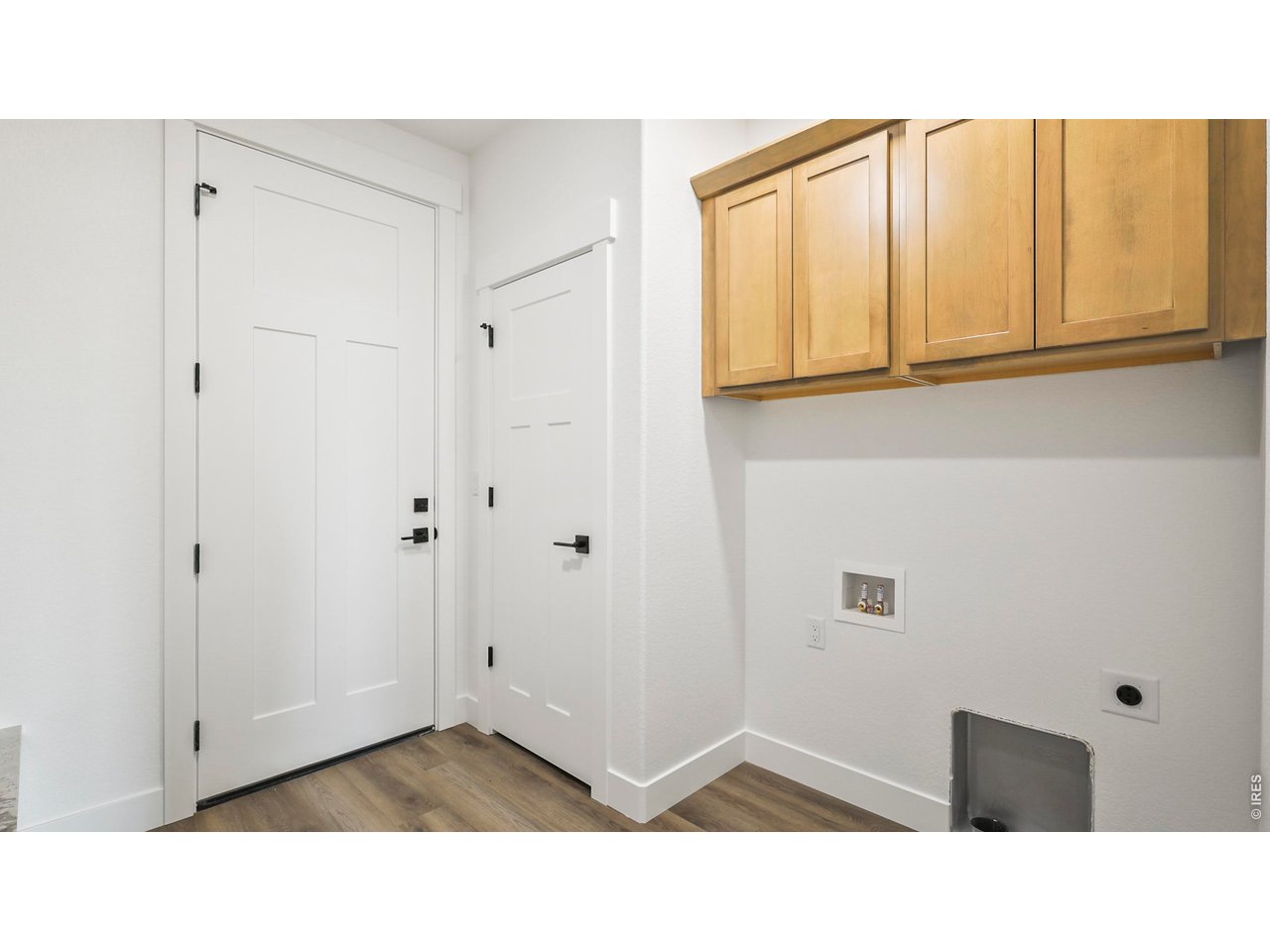 448 Cache Ave
