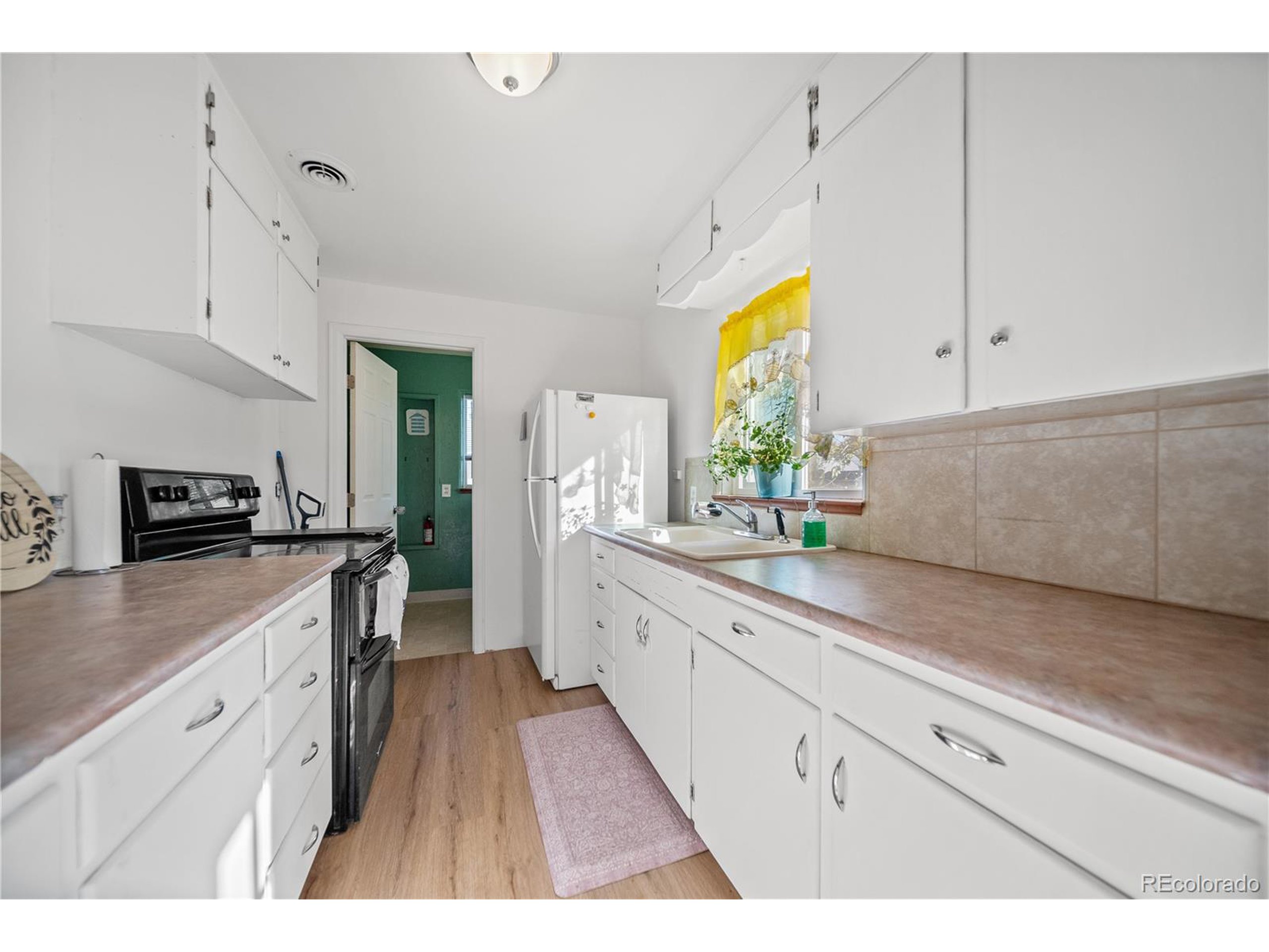 214 E 7th Ave