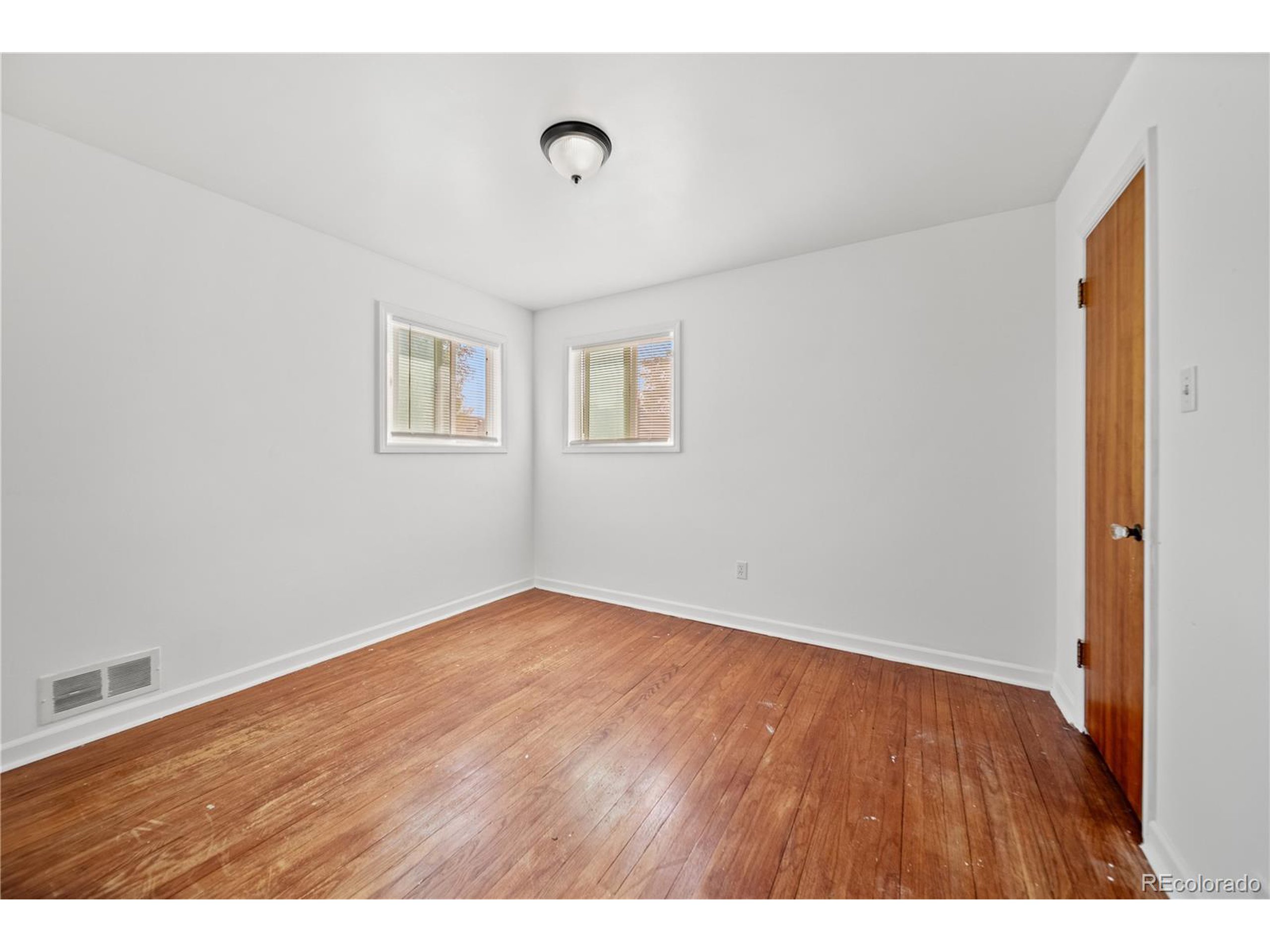 214 E 7th Ave