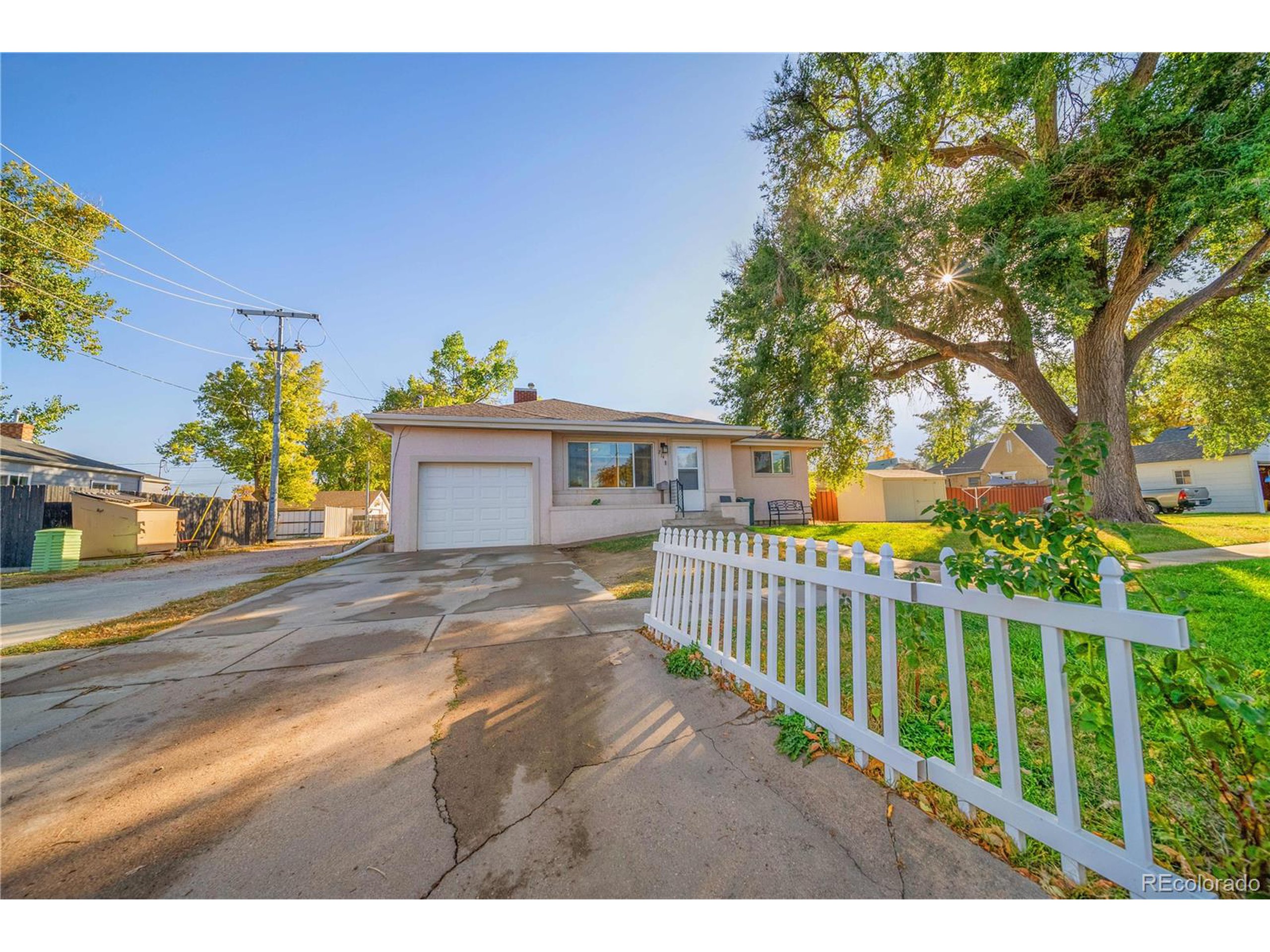 214 E 7th Ave