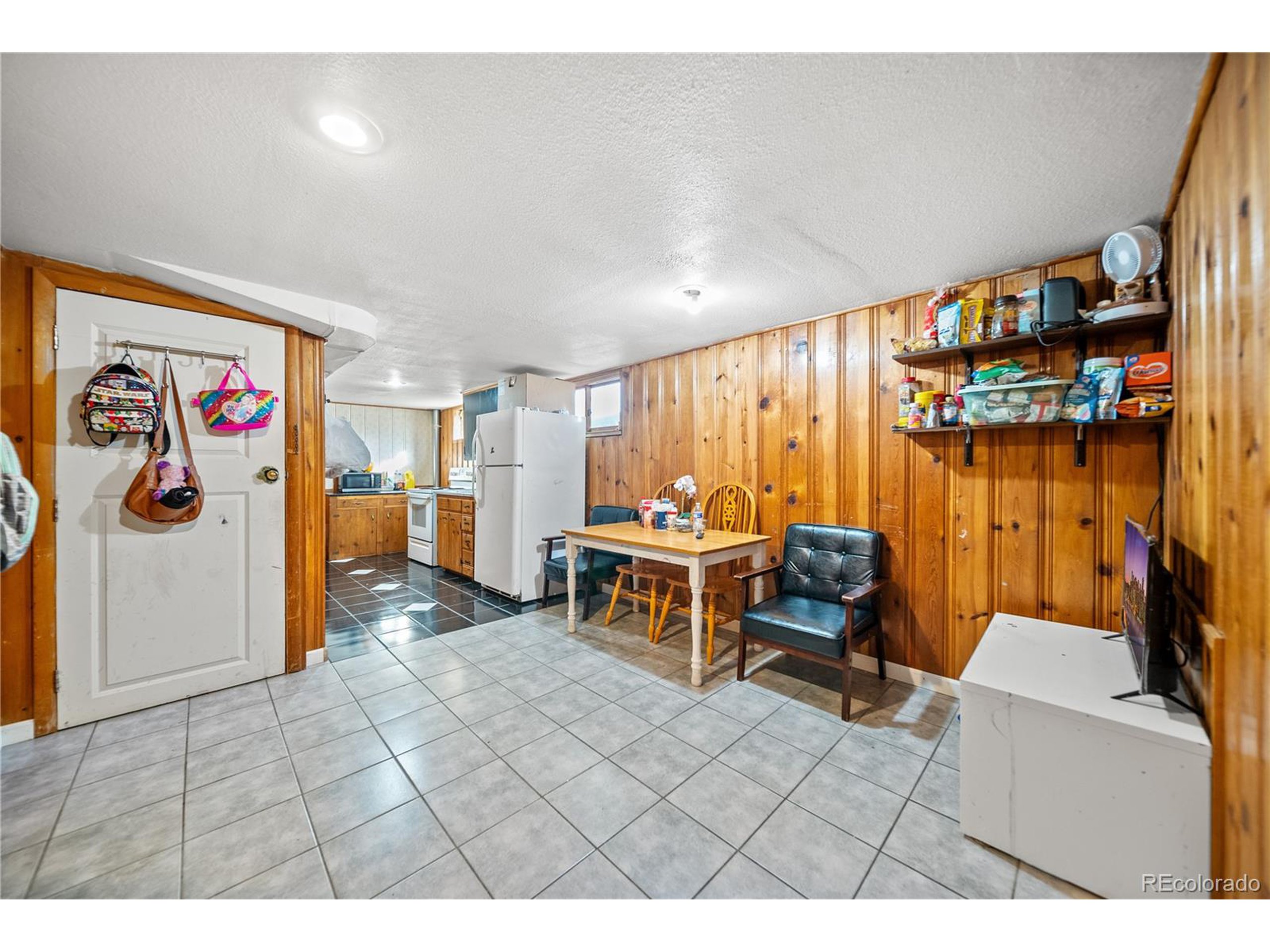 214 E 7th Ave