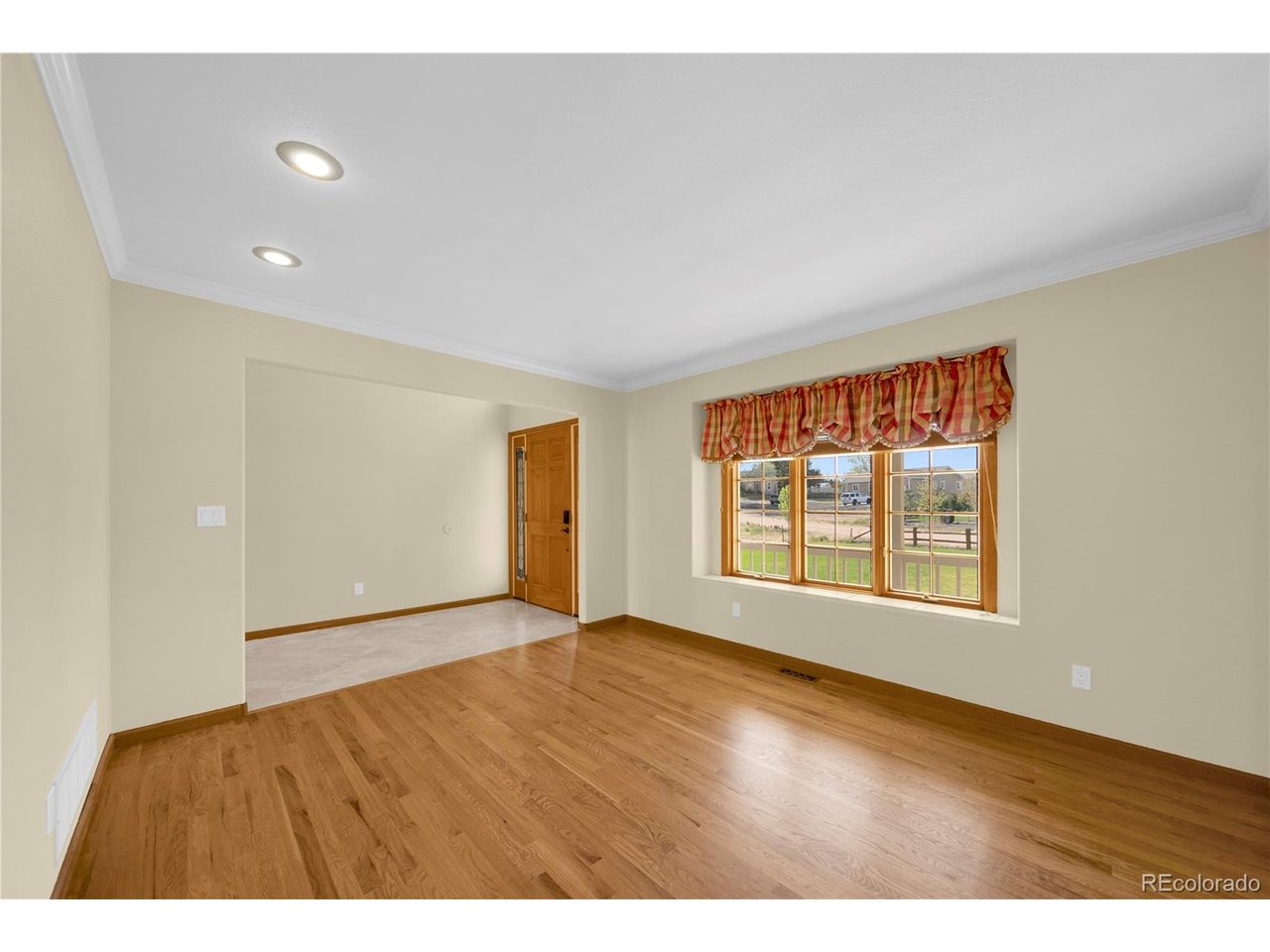 74 Bachar Dr