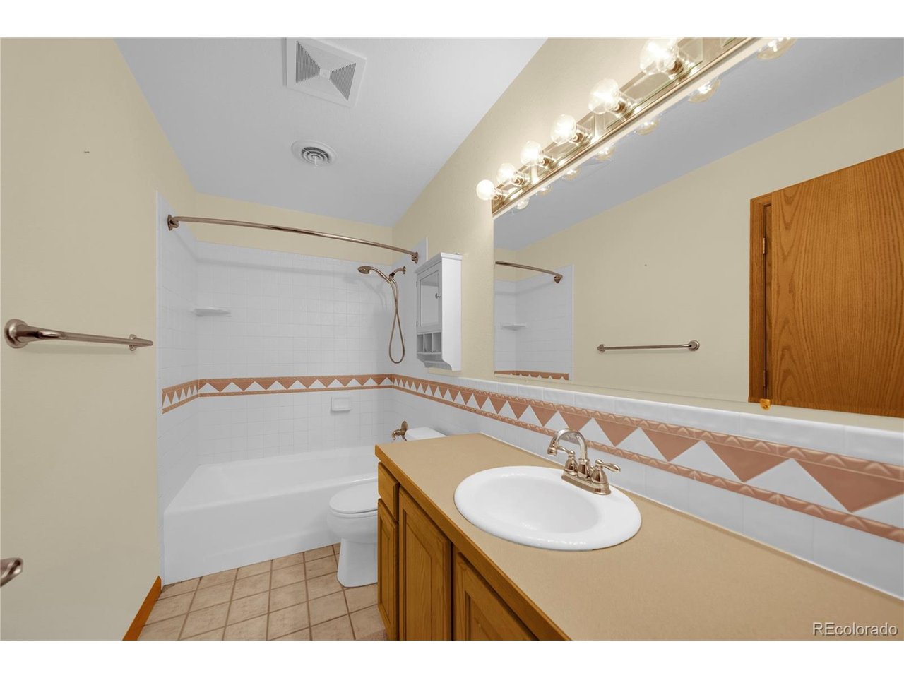 74 Bachar Dr