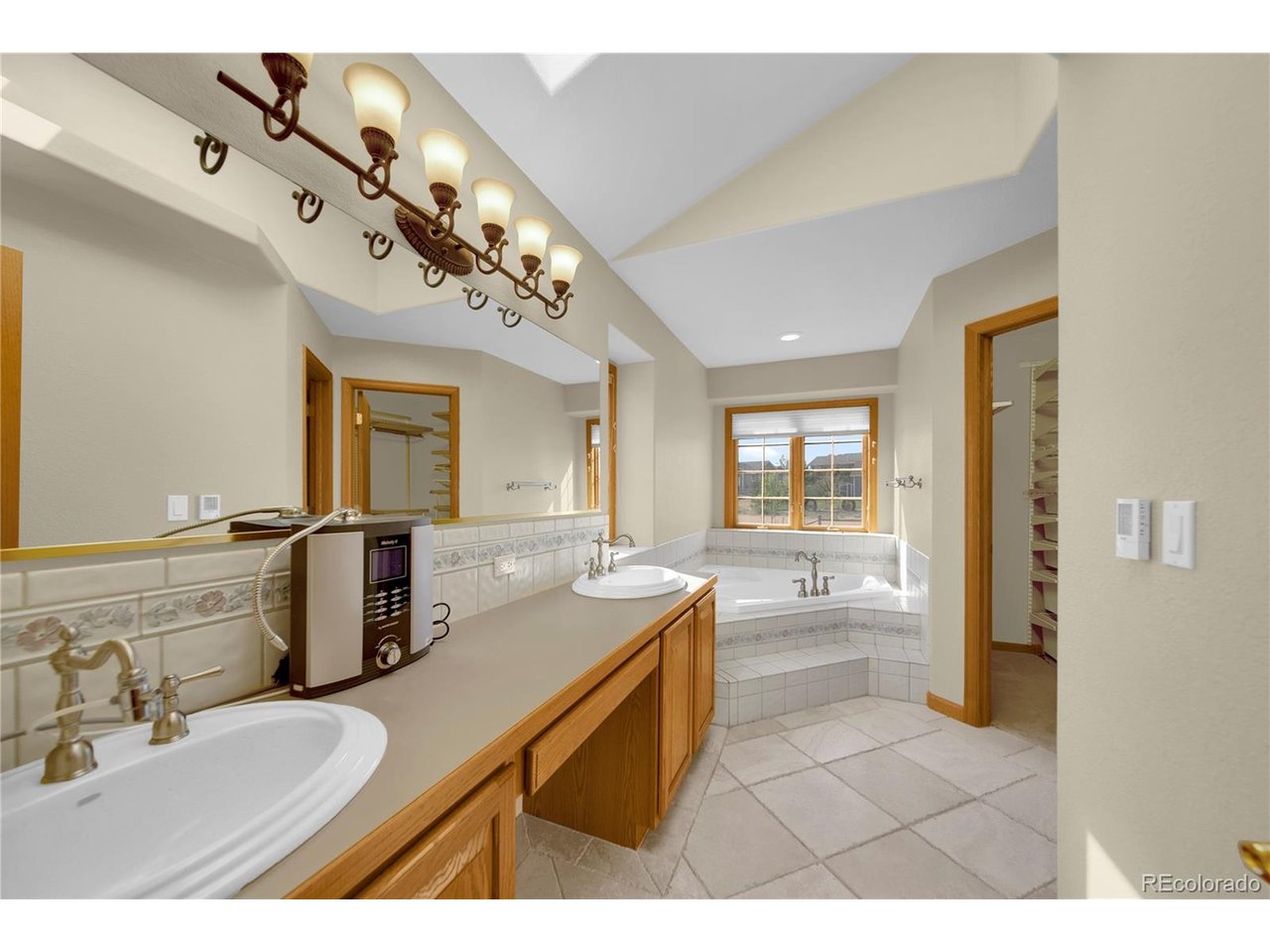 74 Bachar Dr
