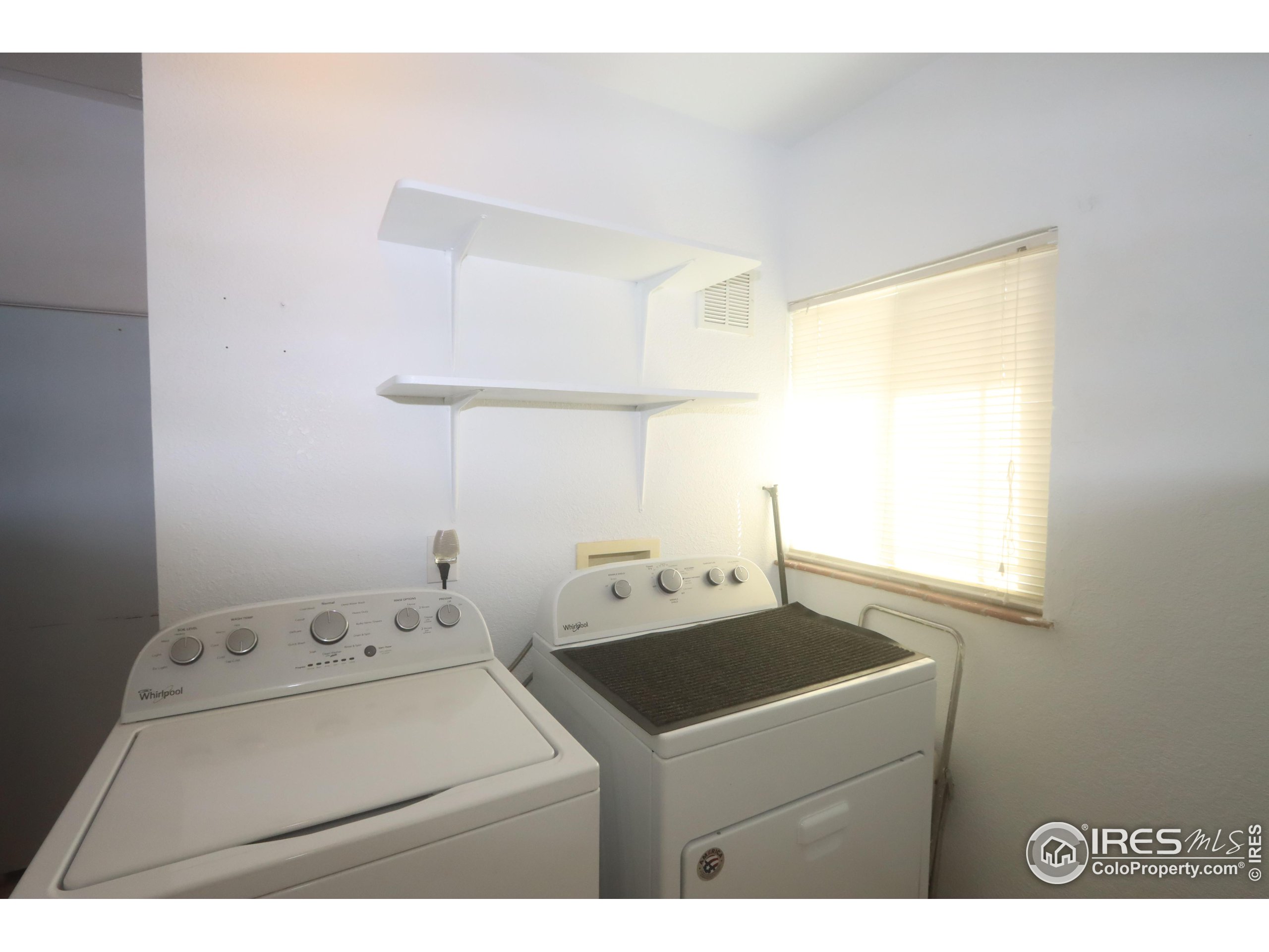 722 Cedar Ave