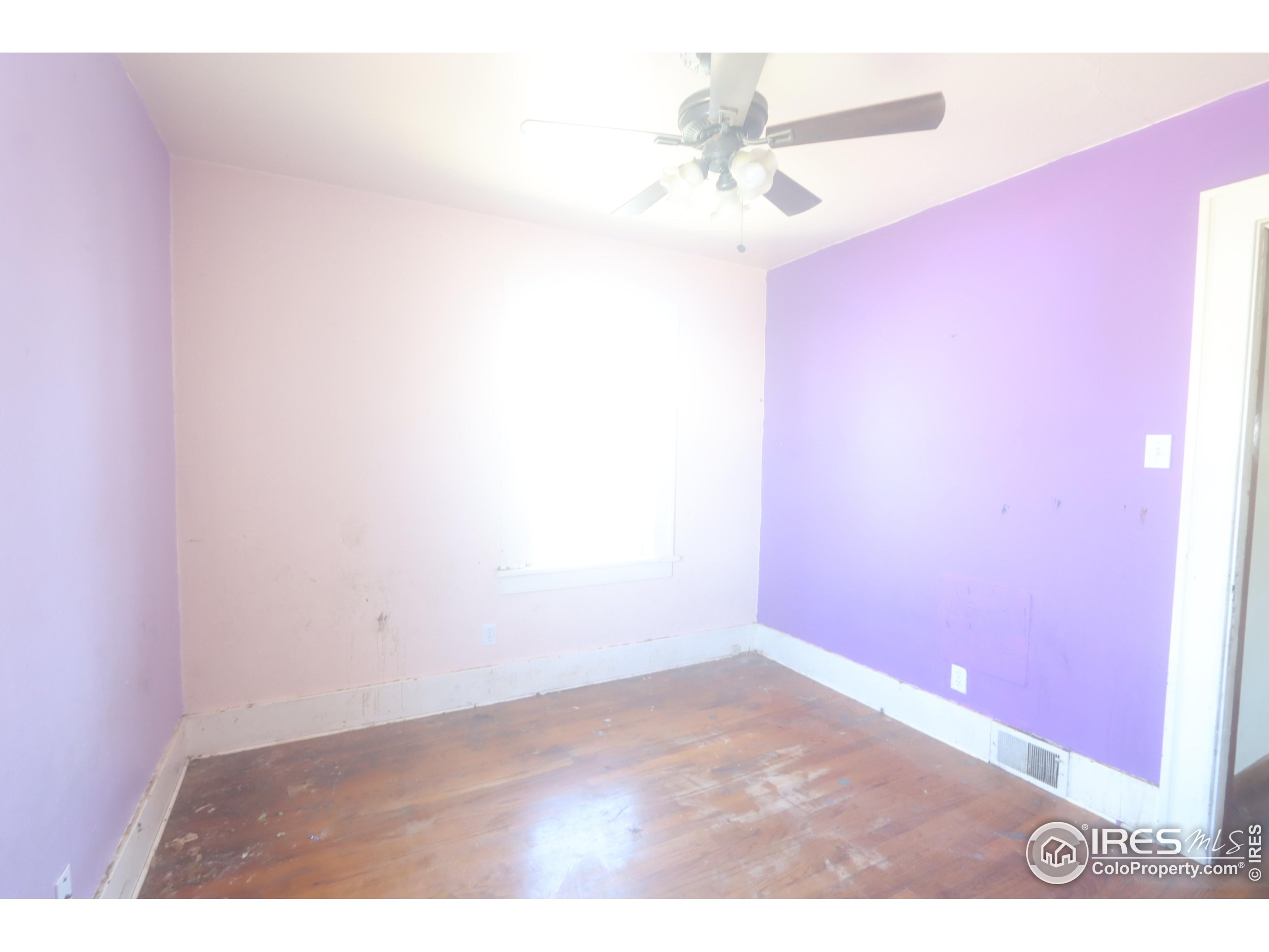 809 Lake St