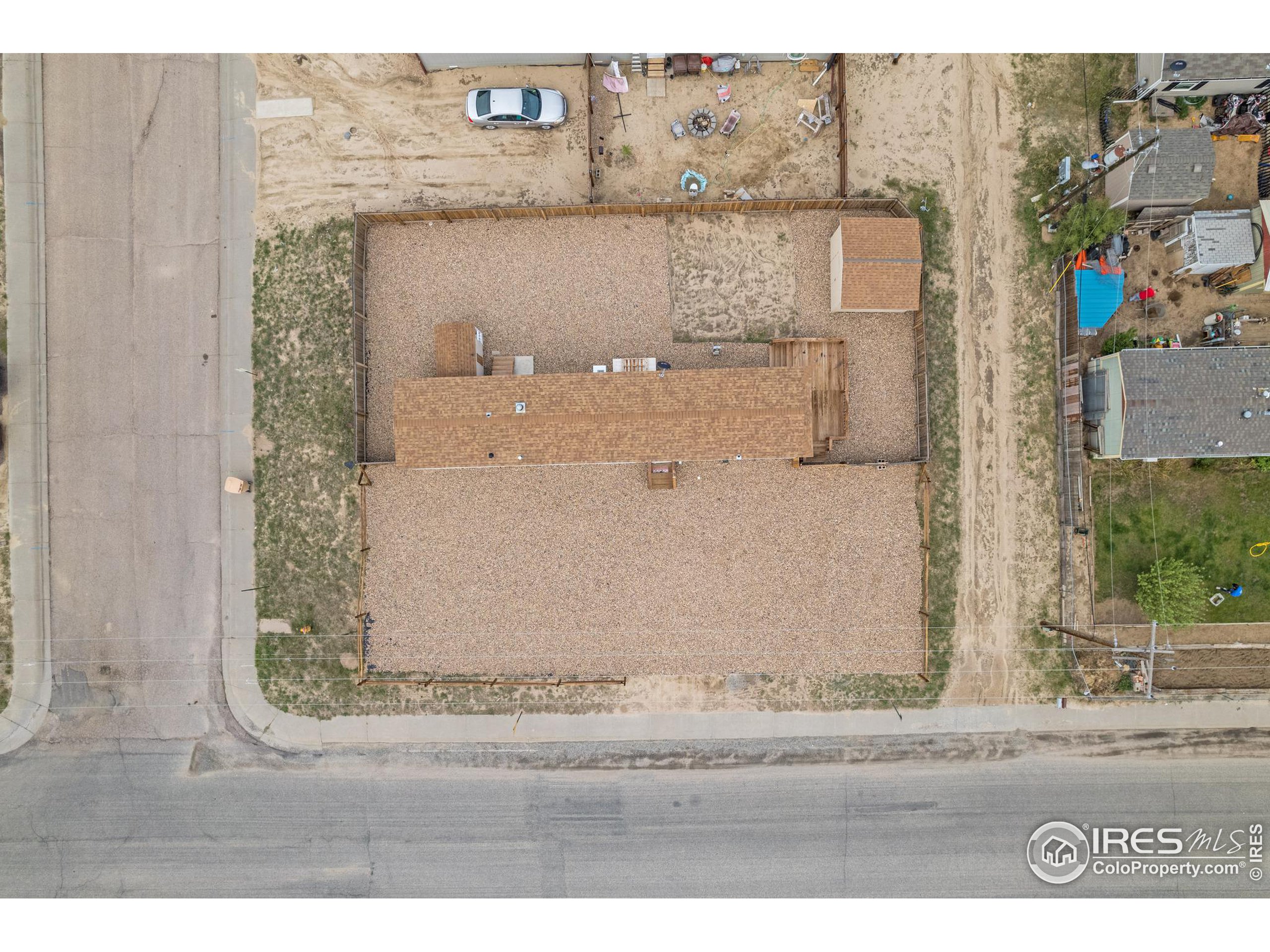 220 larch Dr