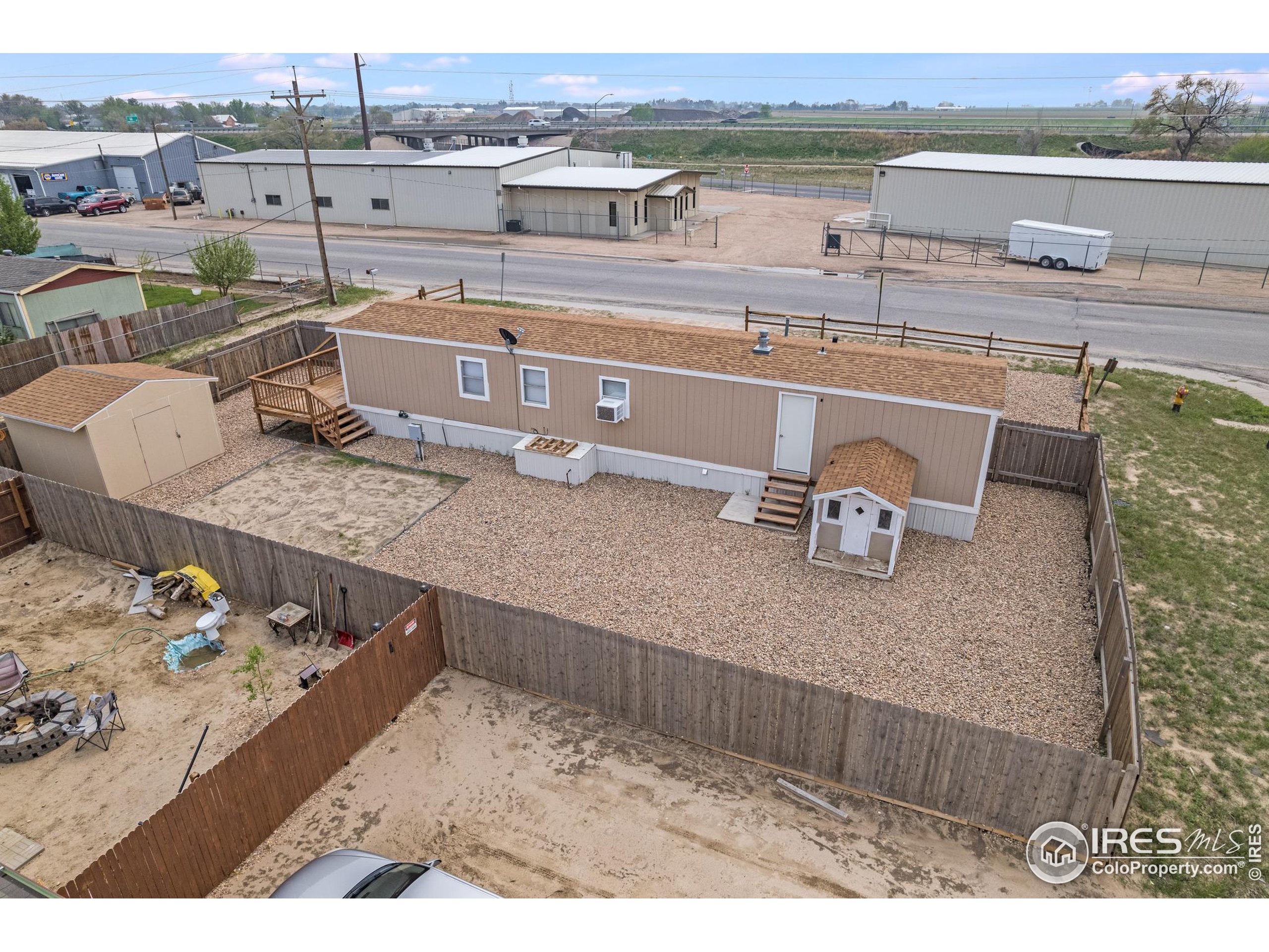 220 larch Dr