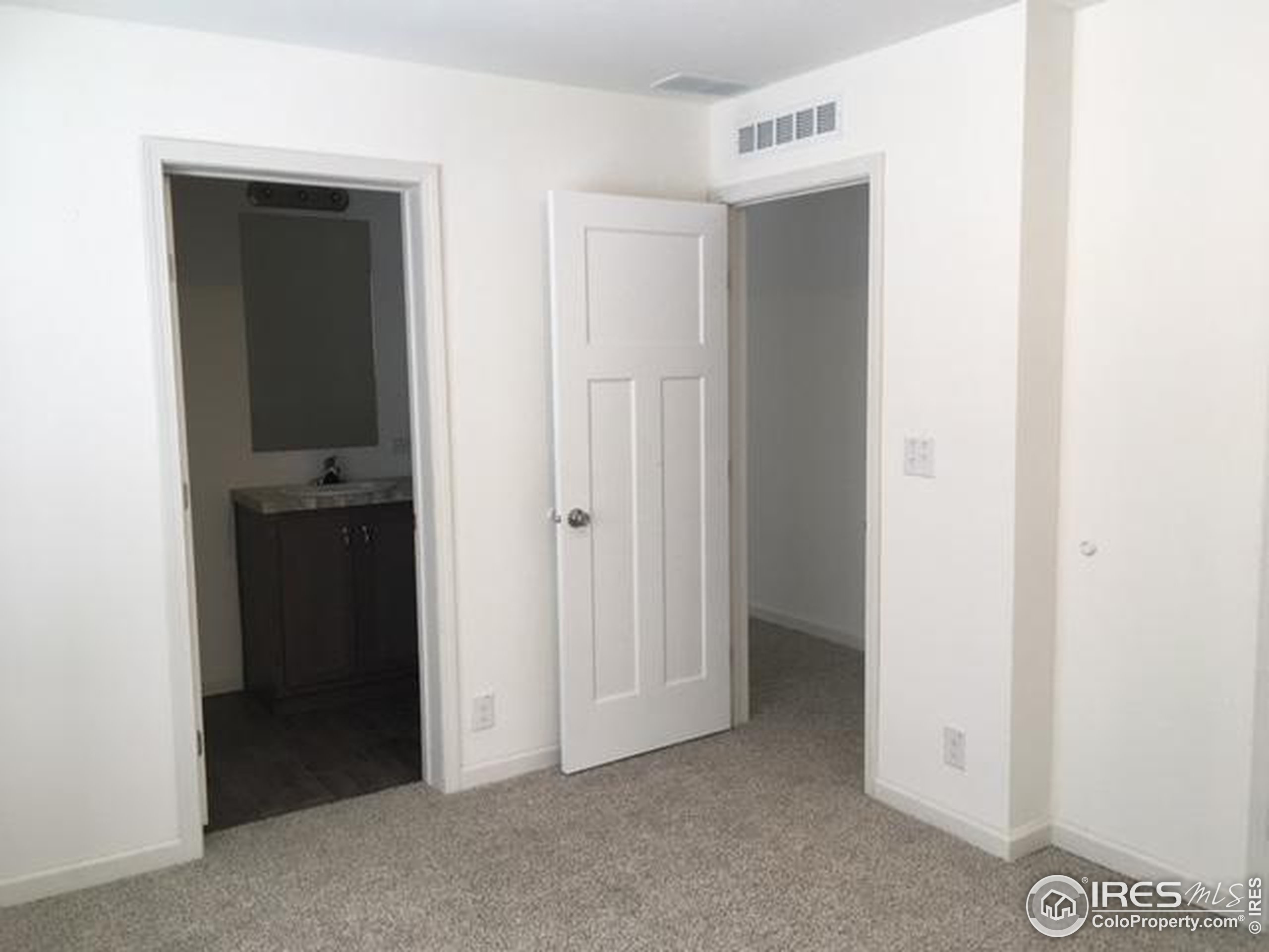1419 Canal St