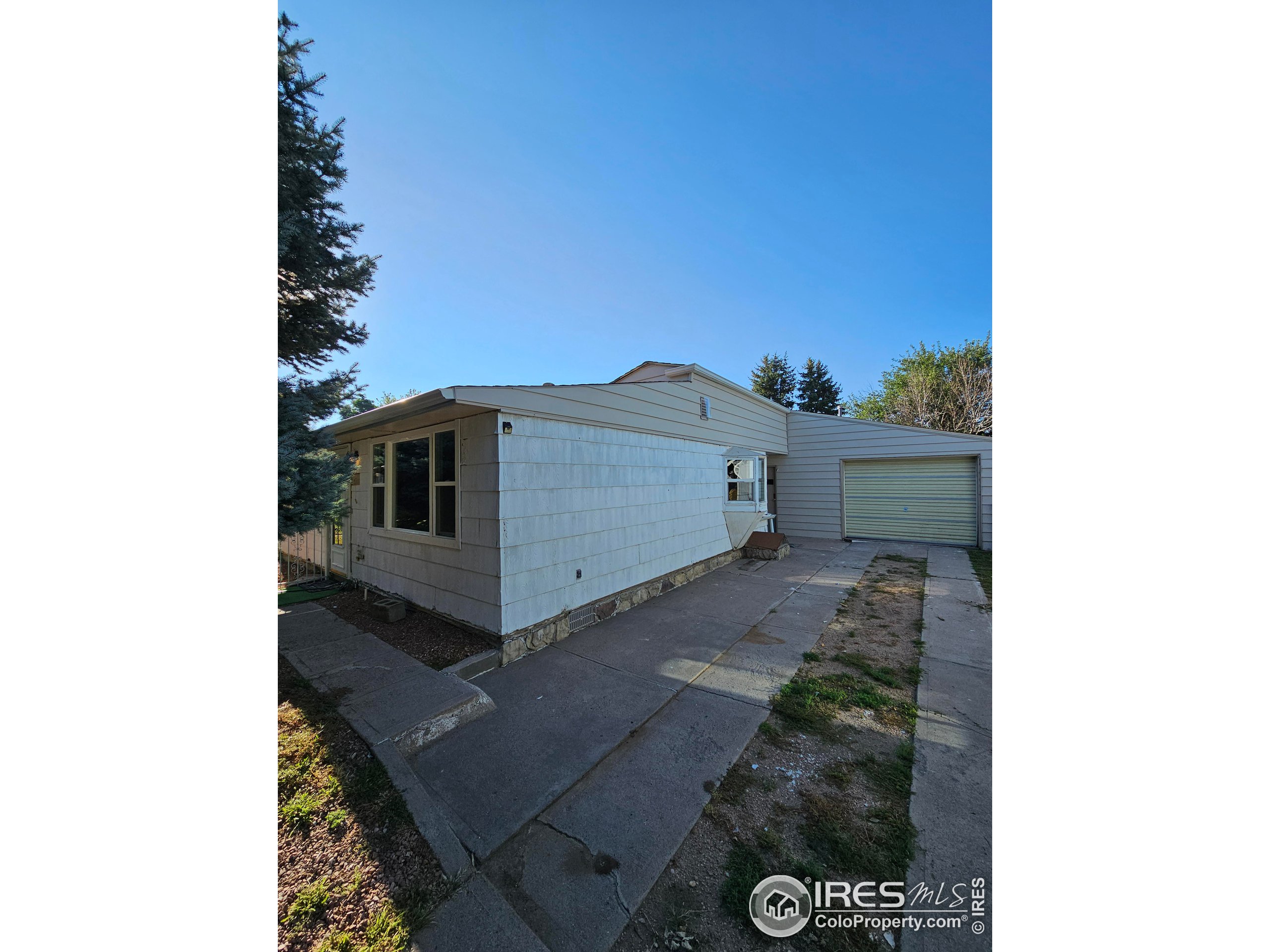 1308 Eaton St