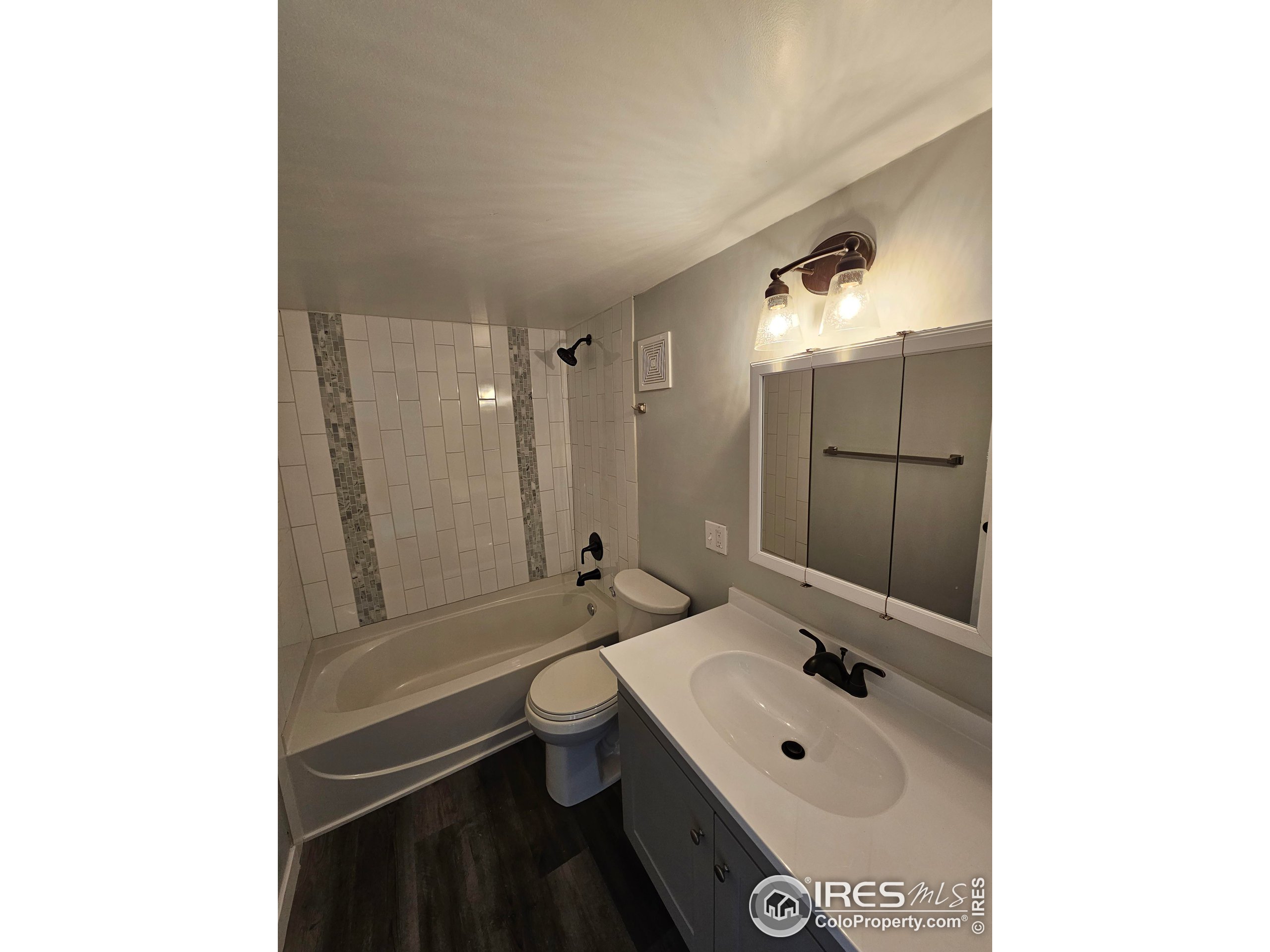 1308 Eaton St