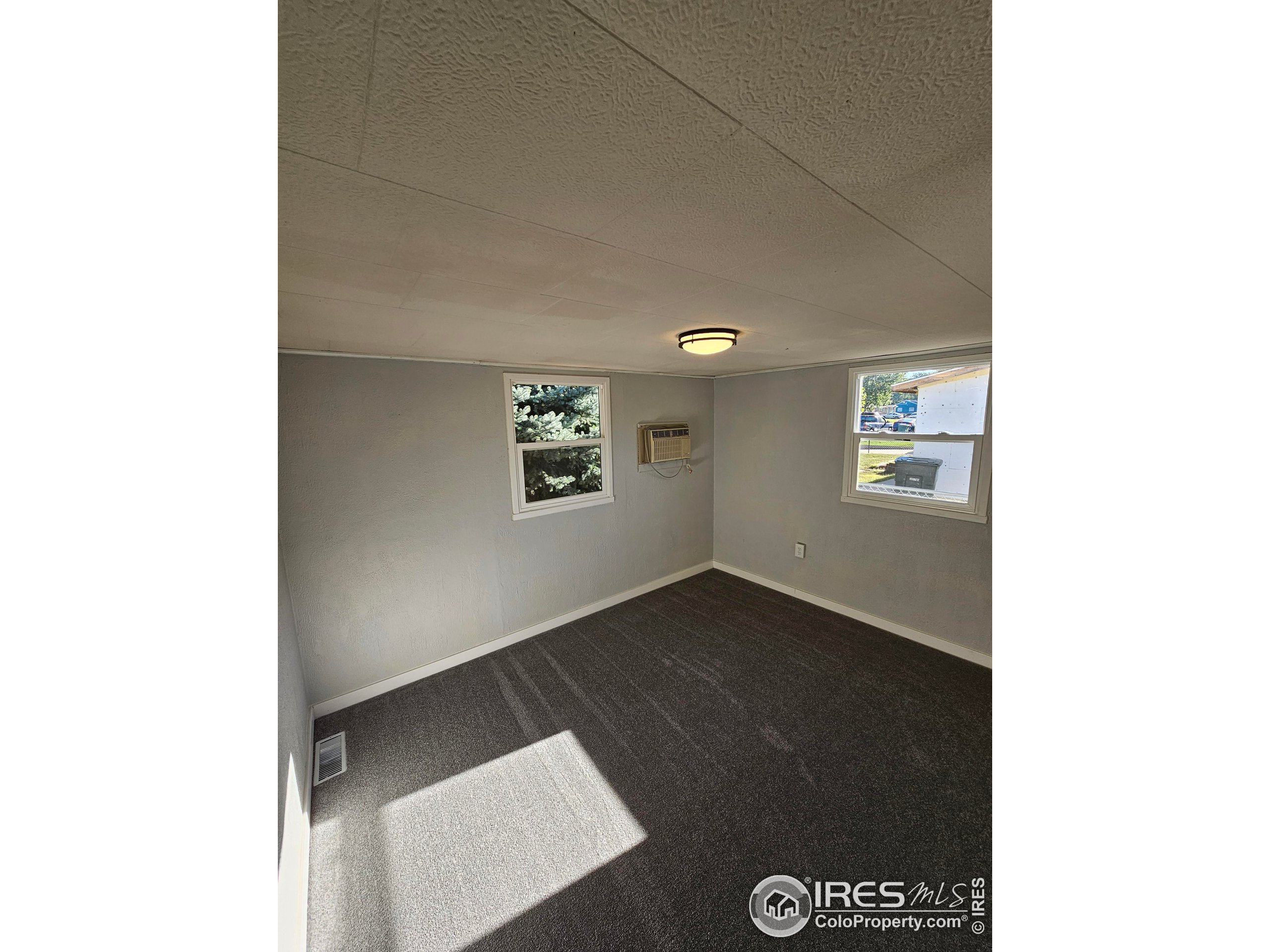 1308 Eaton St