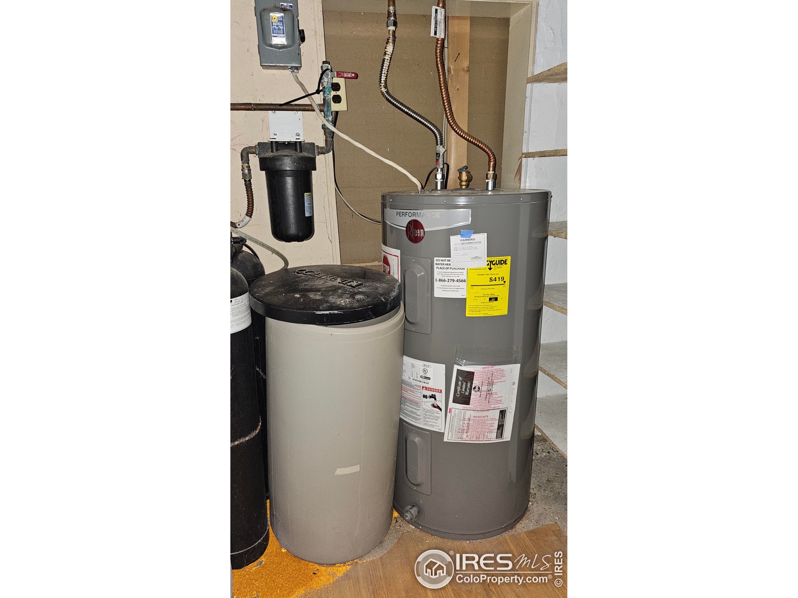 42512 County Road FF