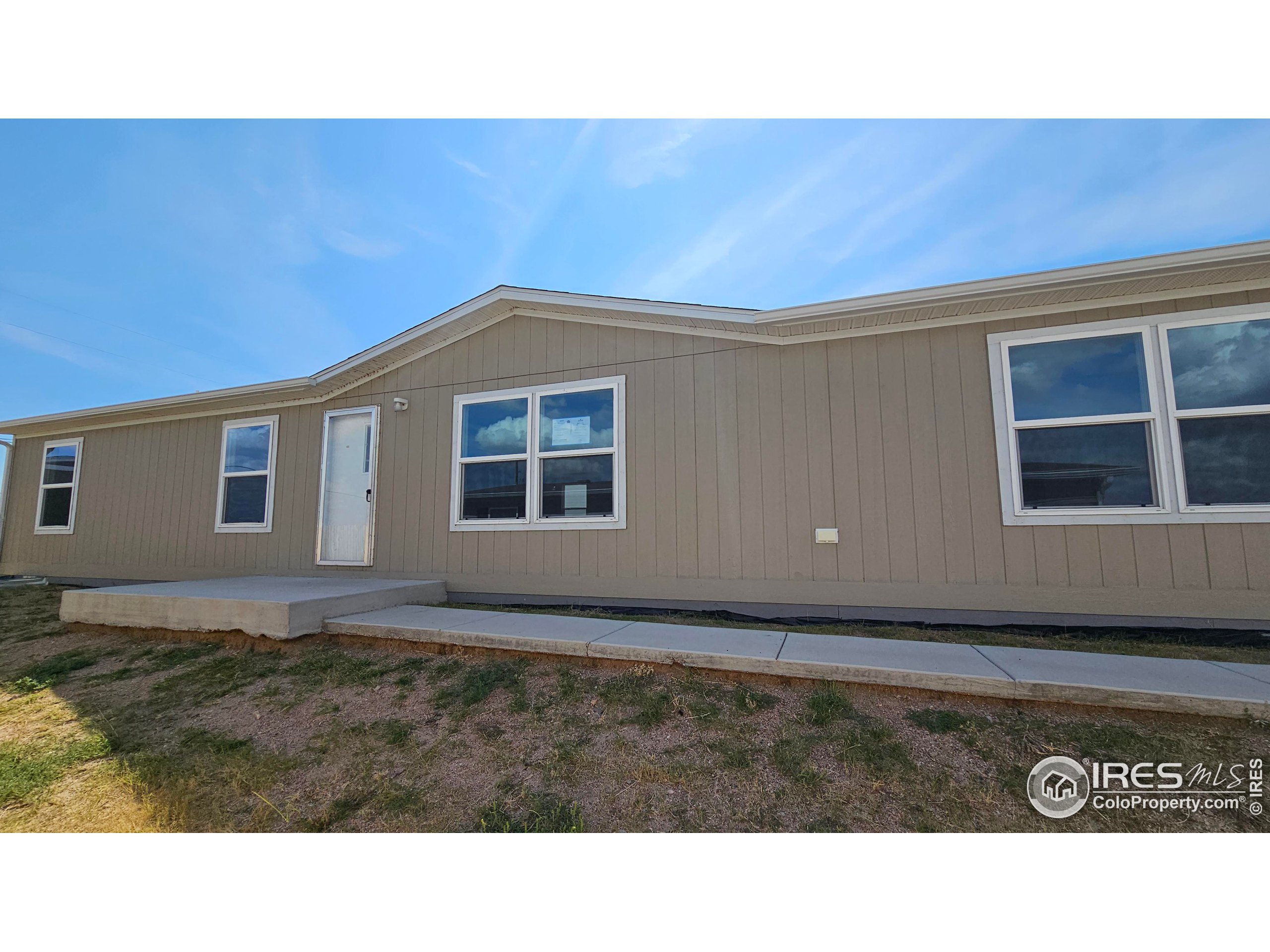 216 Linden Dr