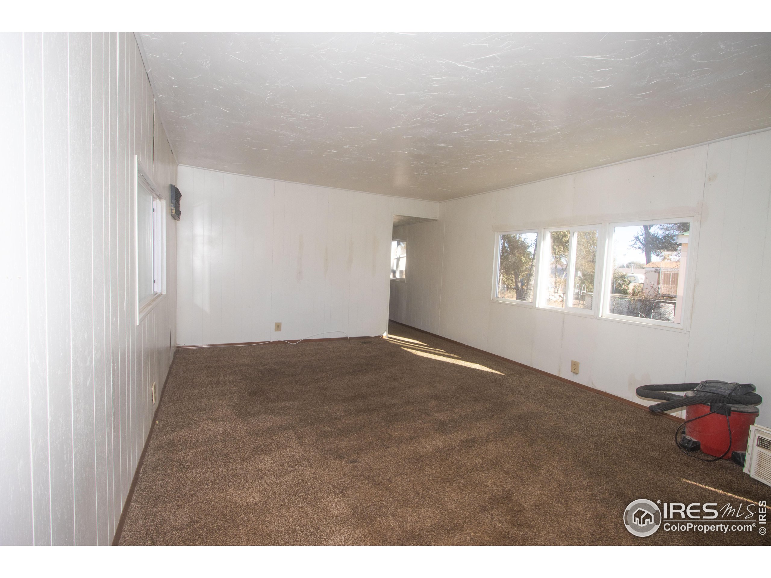 208 Balsam St