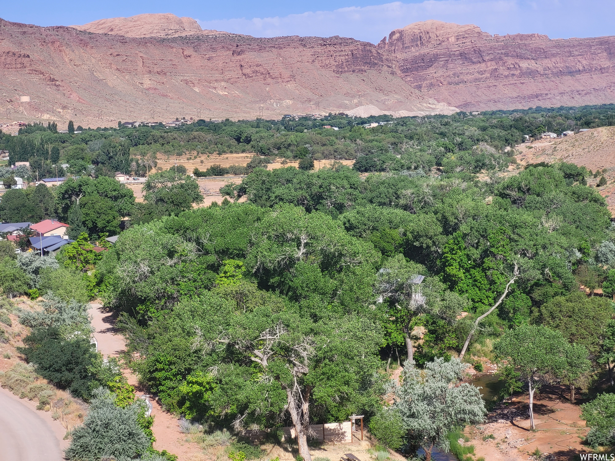 1389 E POWERHOUSE LN