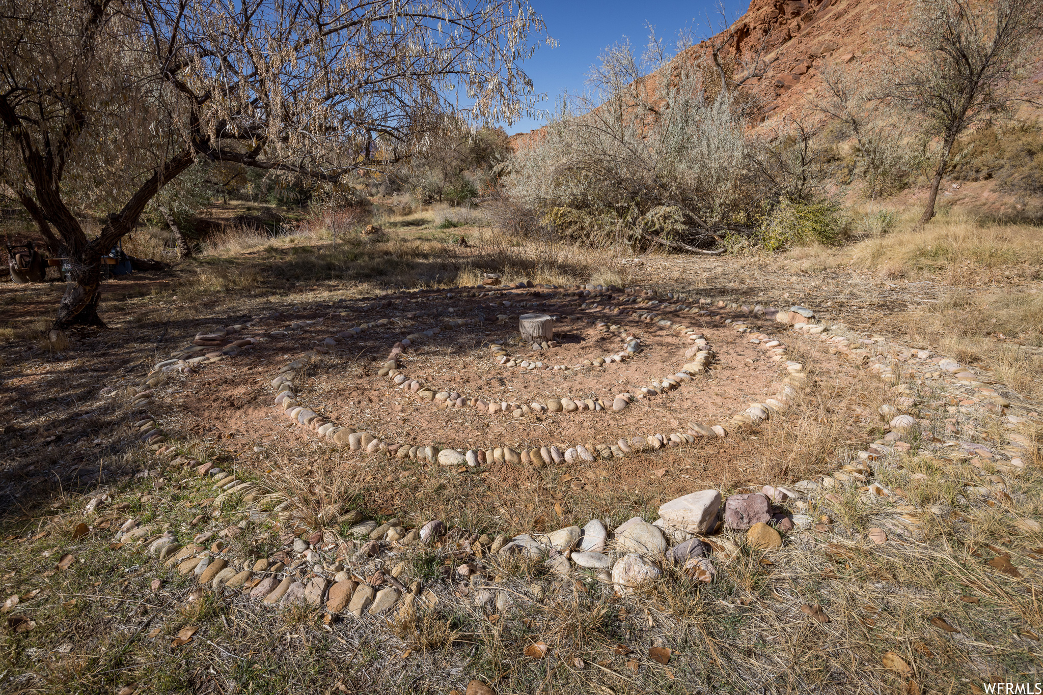 1389 E POWERHOUSE LN