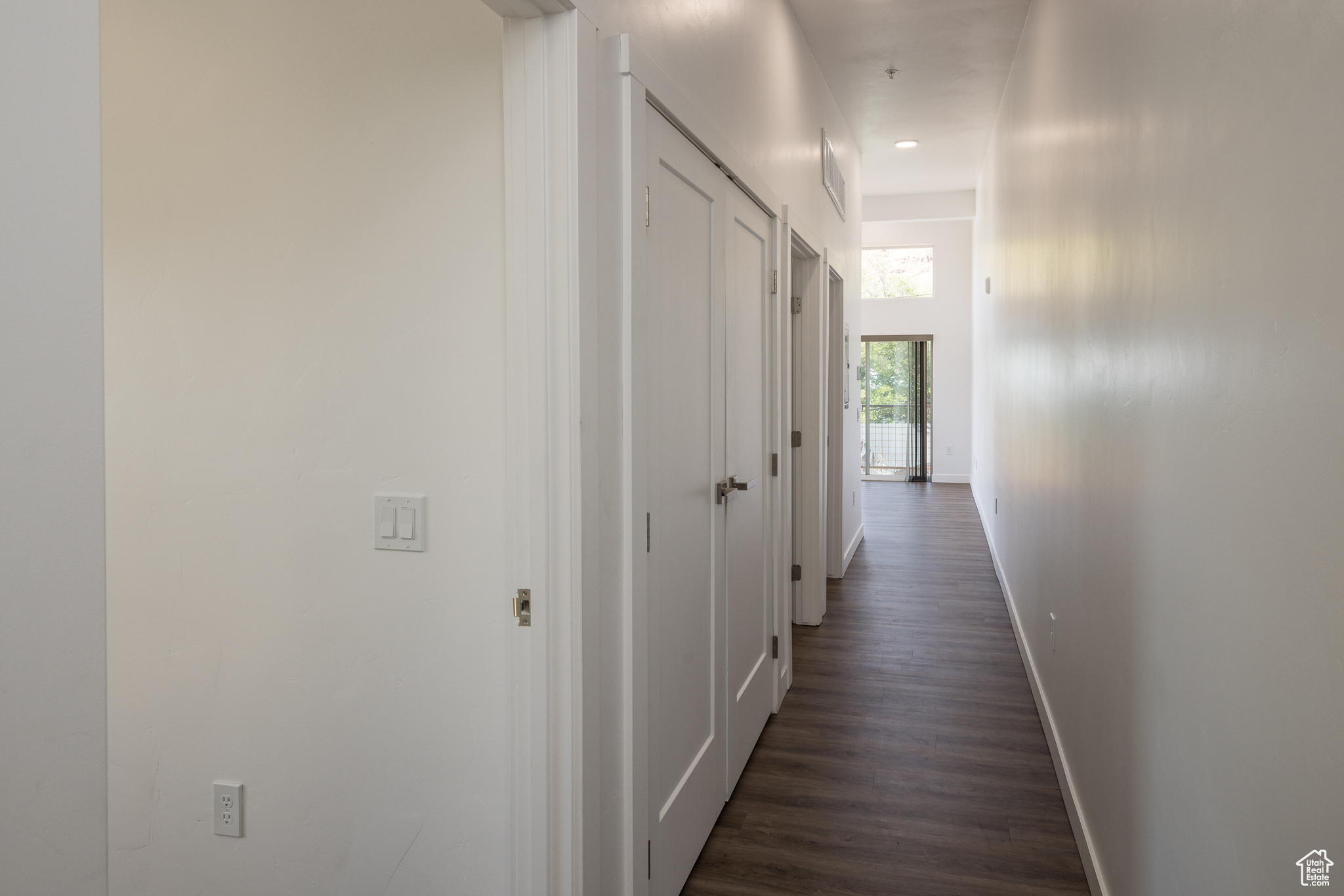 443 KANE BLVD #B301