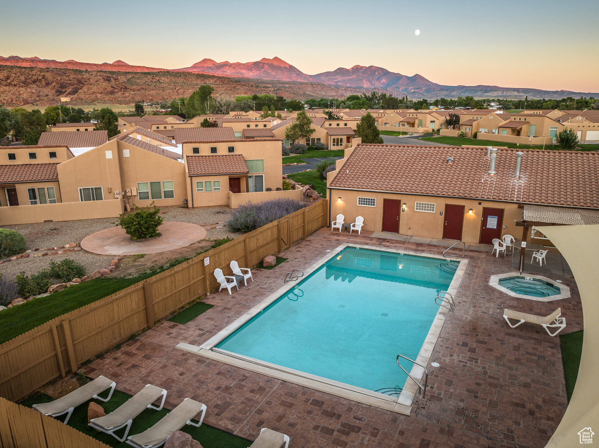 3686 SPANISH VALLEY DR #B1