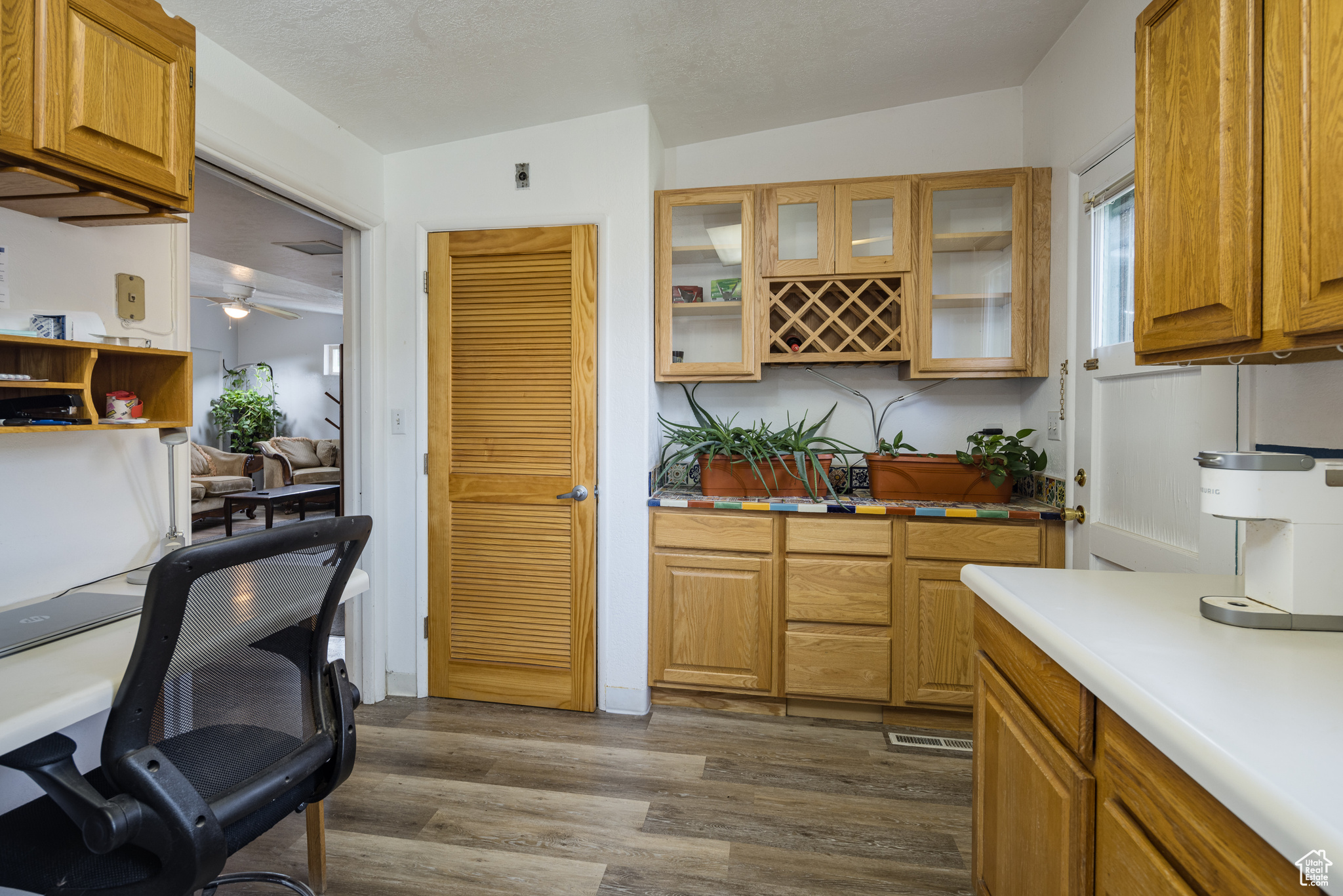 496 W JUAN CT