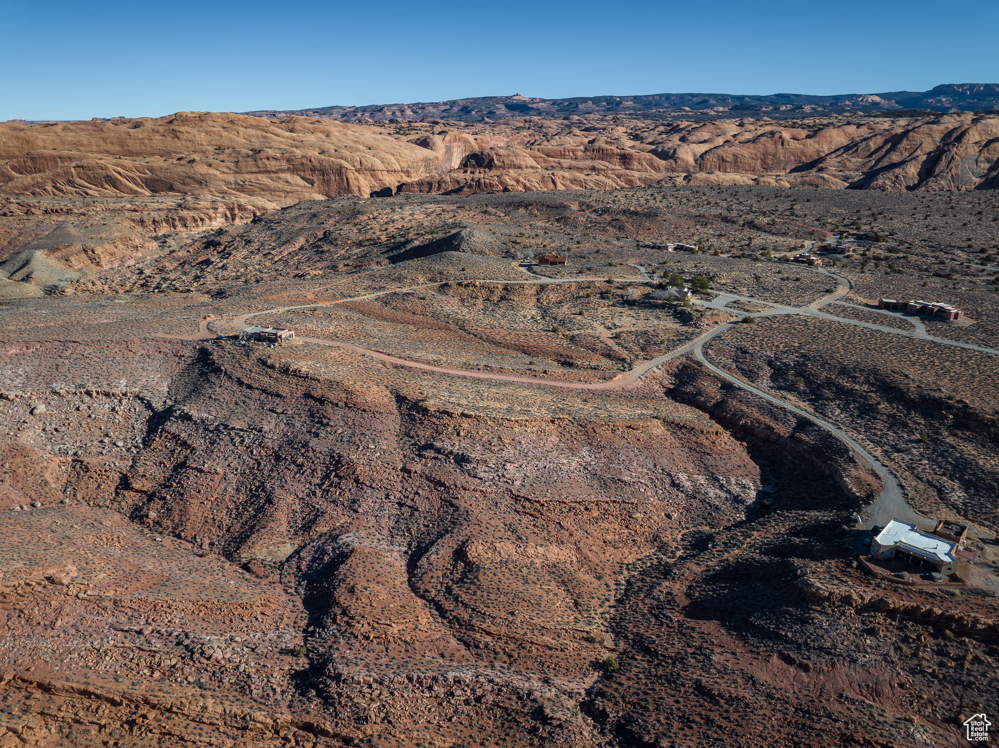1136 WEST KAYENTA DR