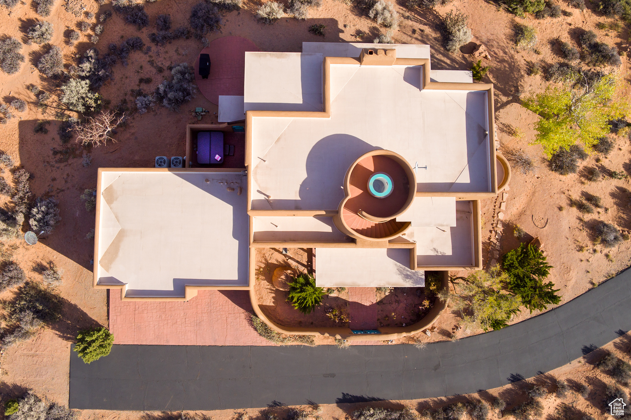 3289 FAR COUNTRY DR