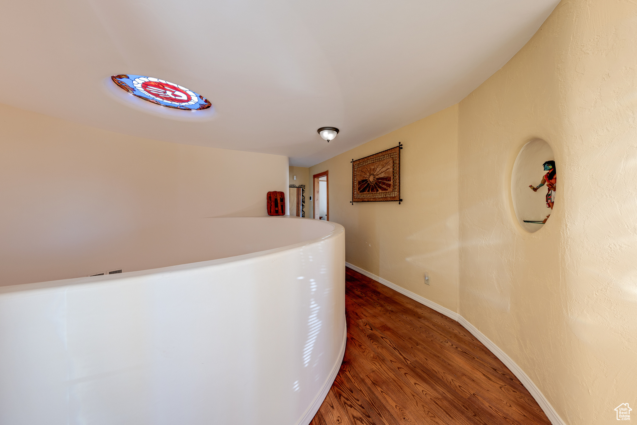 3289 FAR COUNTRY DR