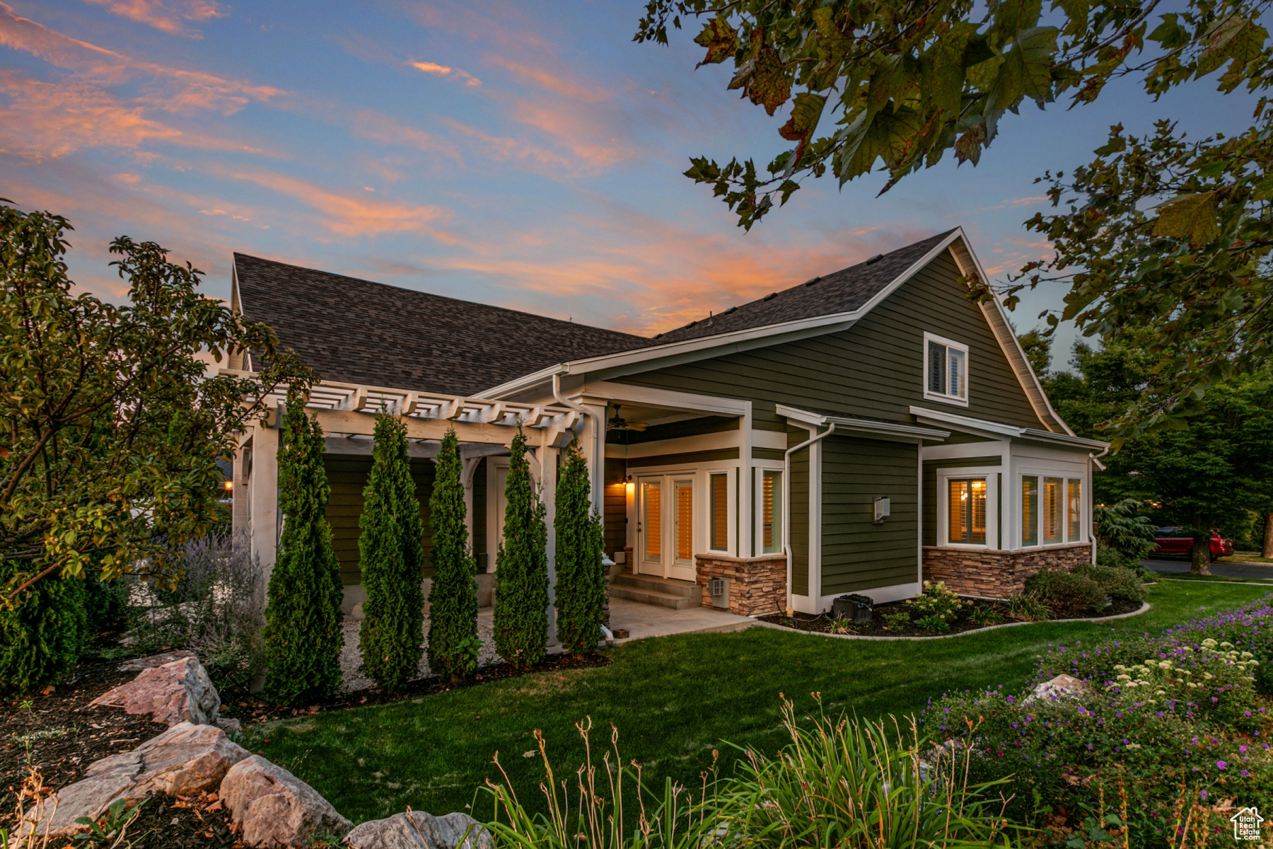 4536 W SILENT RAIN DR