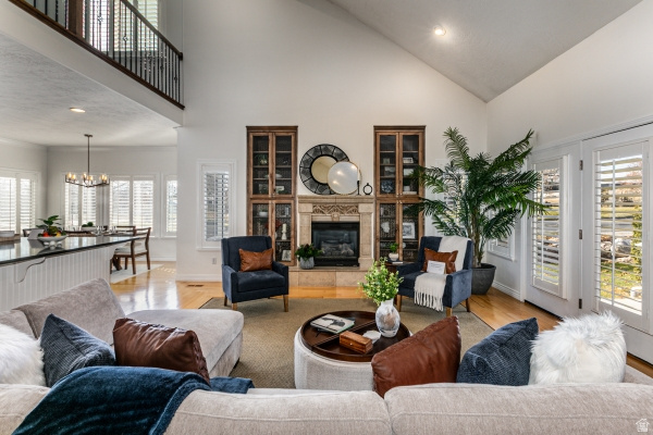 4536 W SILENT RAIN DR