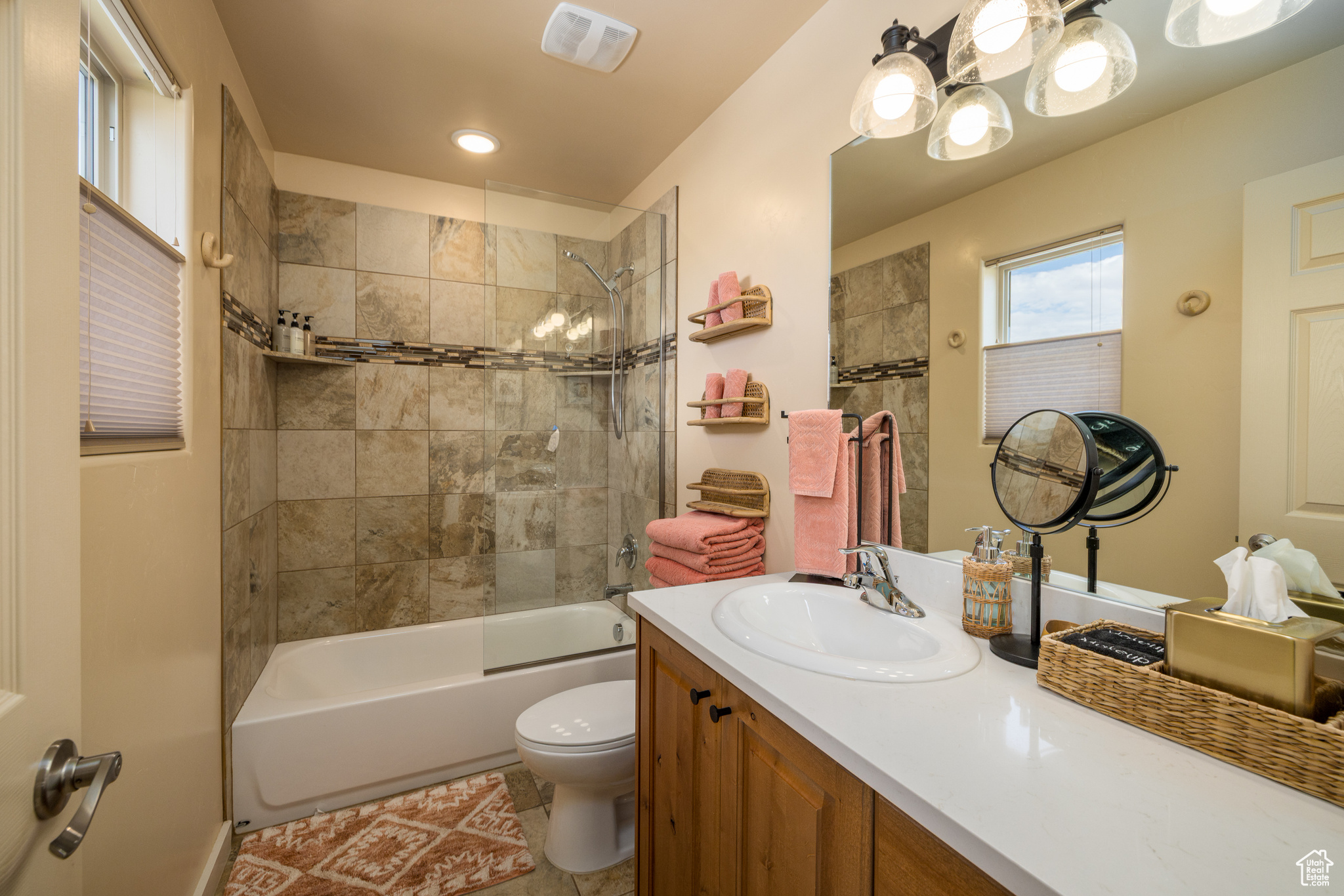 3853 S RED VALLEY CIR #17-A4