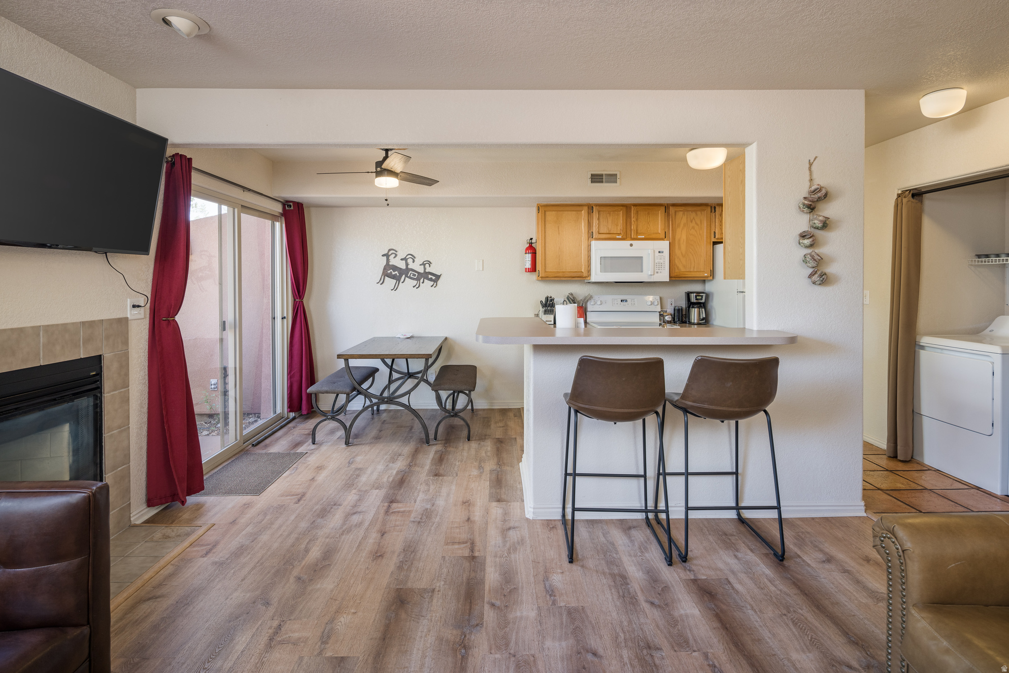 3287 E FAIRWAY LOOP