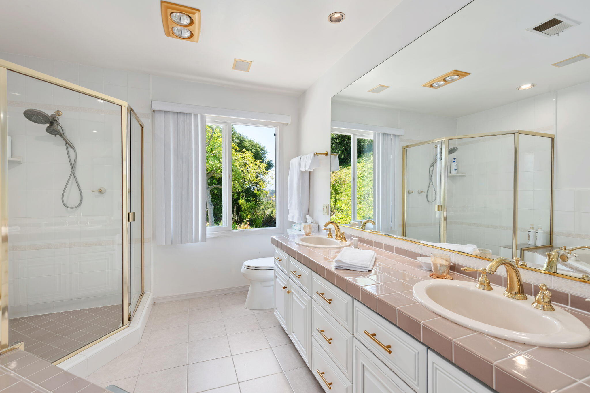 1106 Harbor Hills Drive