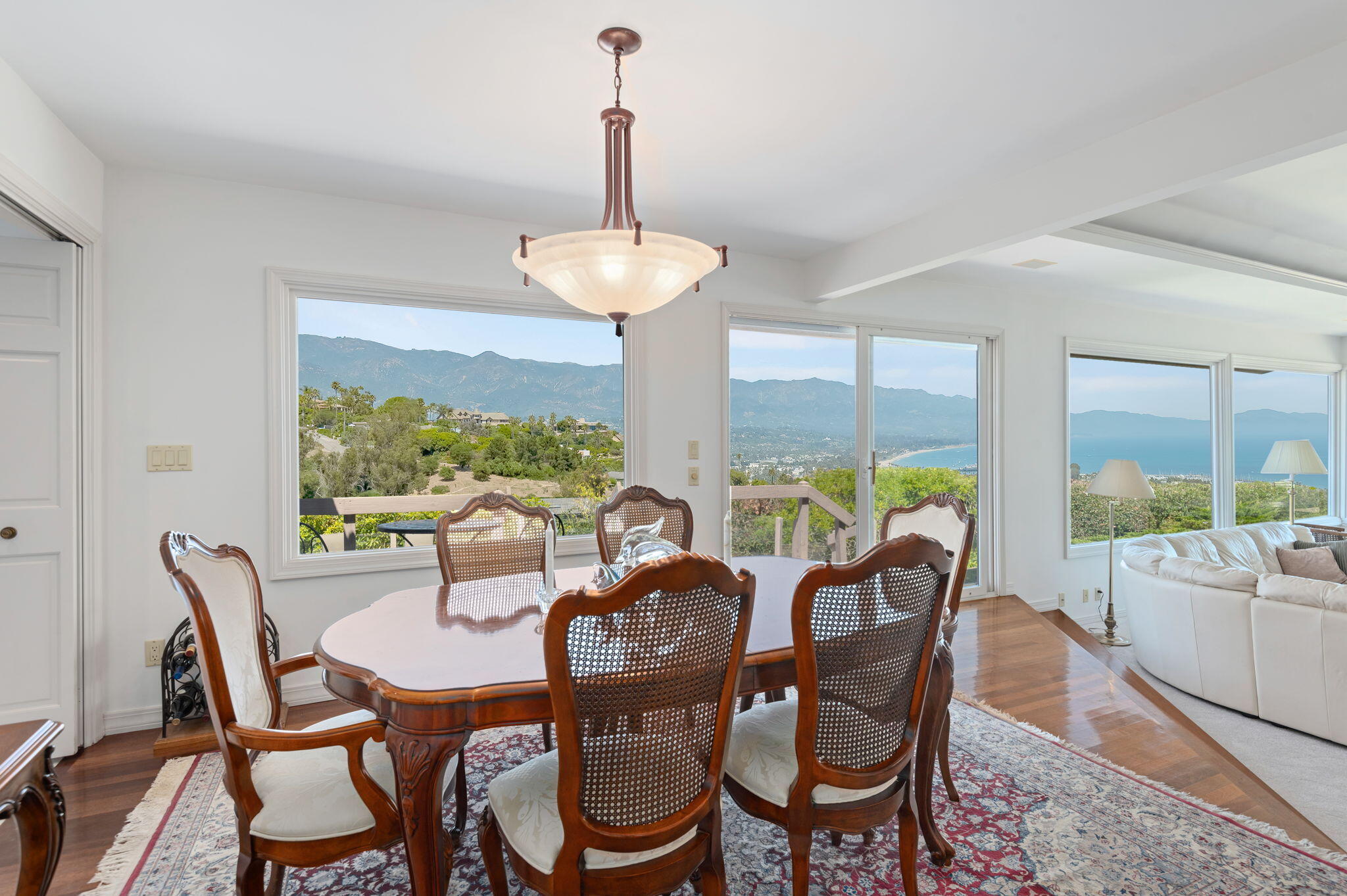 1106 Harbor Hills Drive