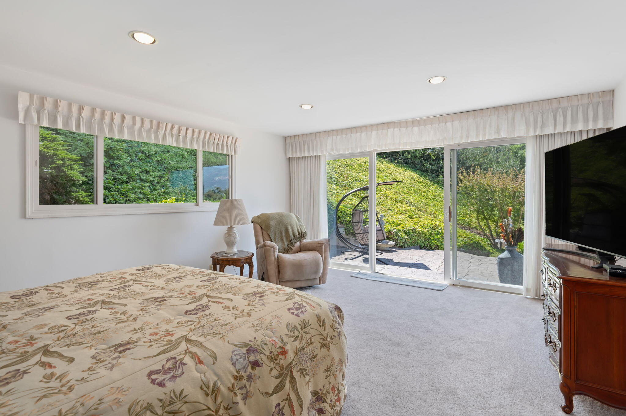 1106 Harbor Hills Drive