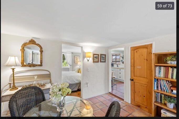 1238 1/2 E Cota Street # A