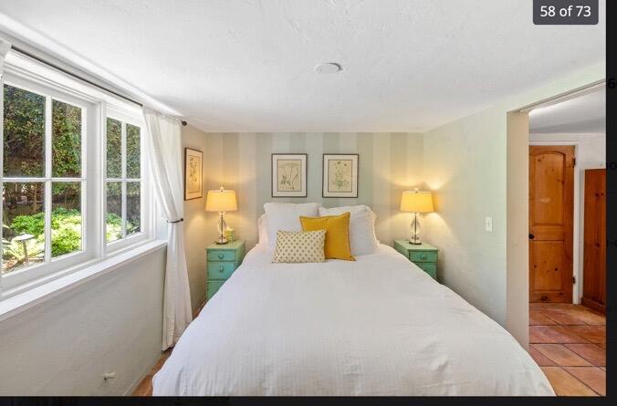 1238 1/2 E Cota Street # A