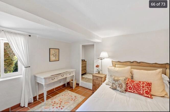 1238 1/2 E Cota Street # A