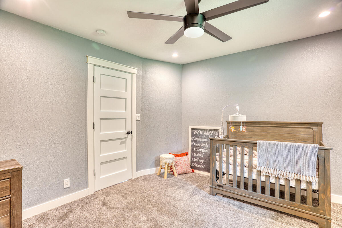 3350 Willow Creek Rd