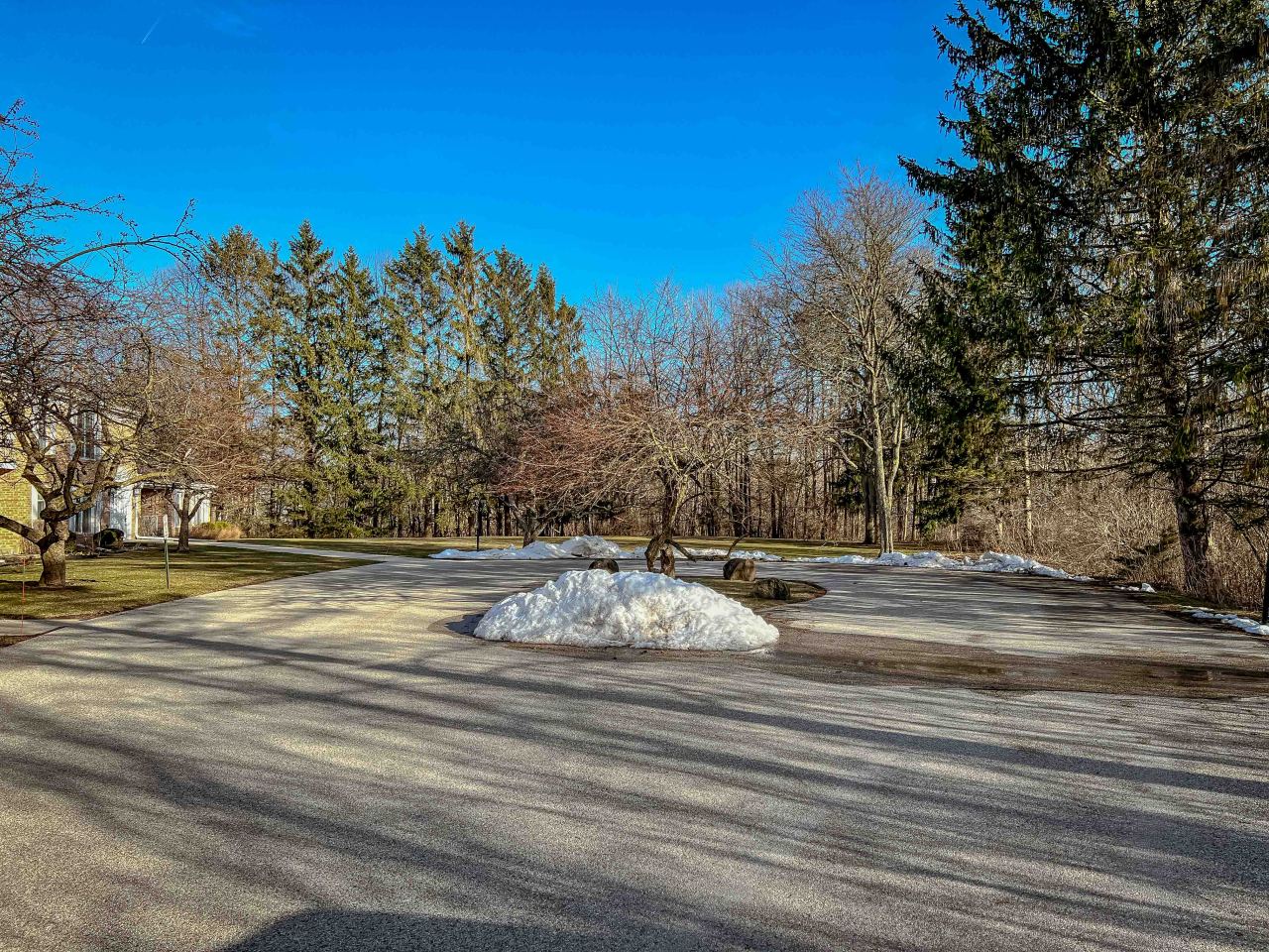 933 W Heritage Ct 104